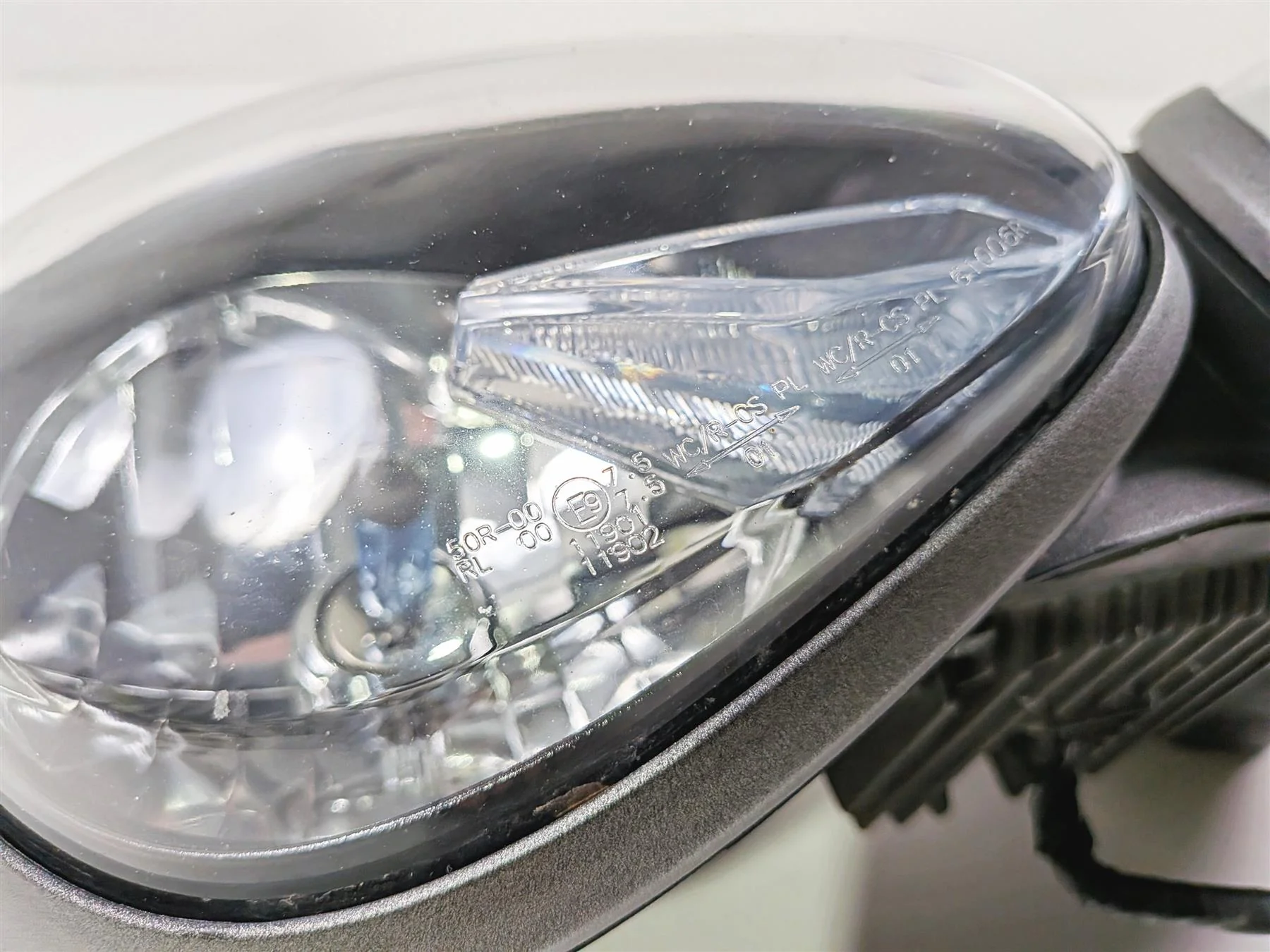 2019 Triumph Speed Triple RS 1050 Headlights Head Light Lamp -Scratch T2701345 - Image 11