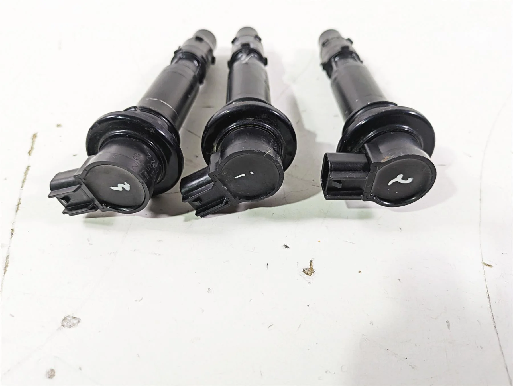 2019 Triumph Speed Triple RS 1050 Ignition Stick Coil Set T1297890 - Image 12