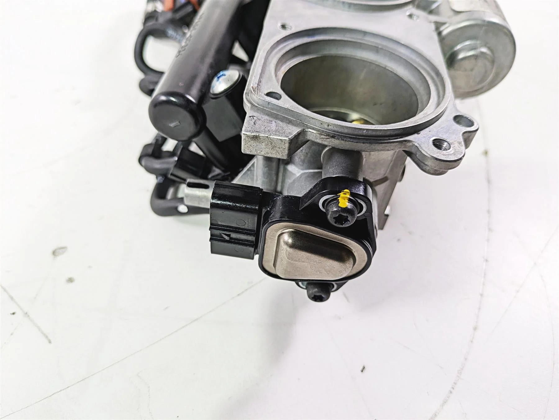 2019 Triumph Speed Triple RS 1050 Keihin Throttle Body Bodies T1243540 - Image 10
