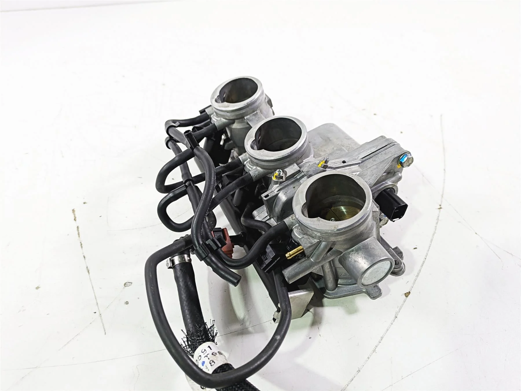 2019 Triumph Speed Triple RS 1050 Keihin Throttle Body Bodies T1243540 - Image 11