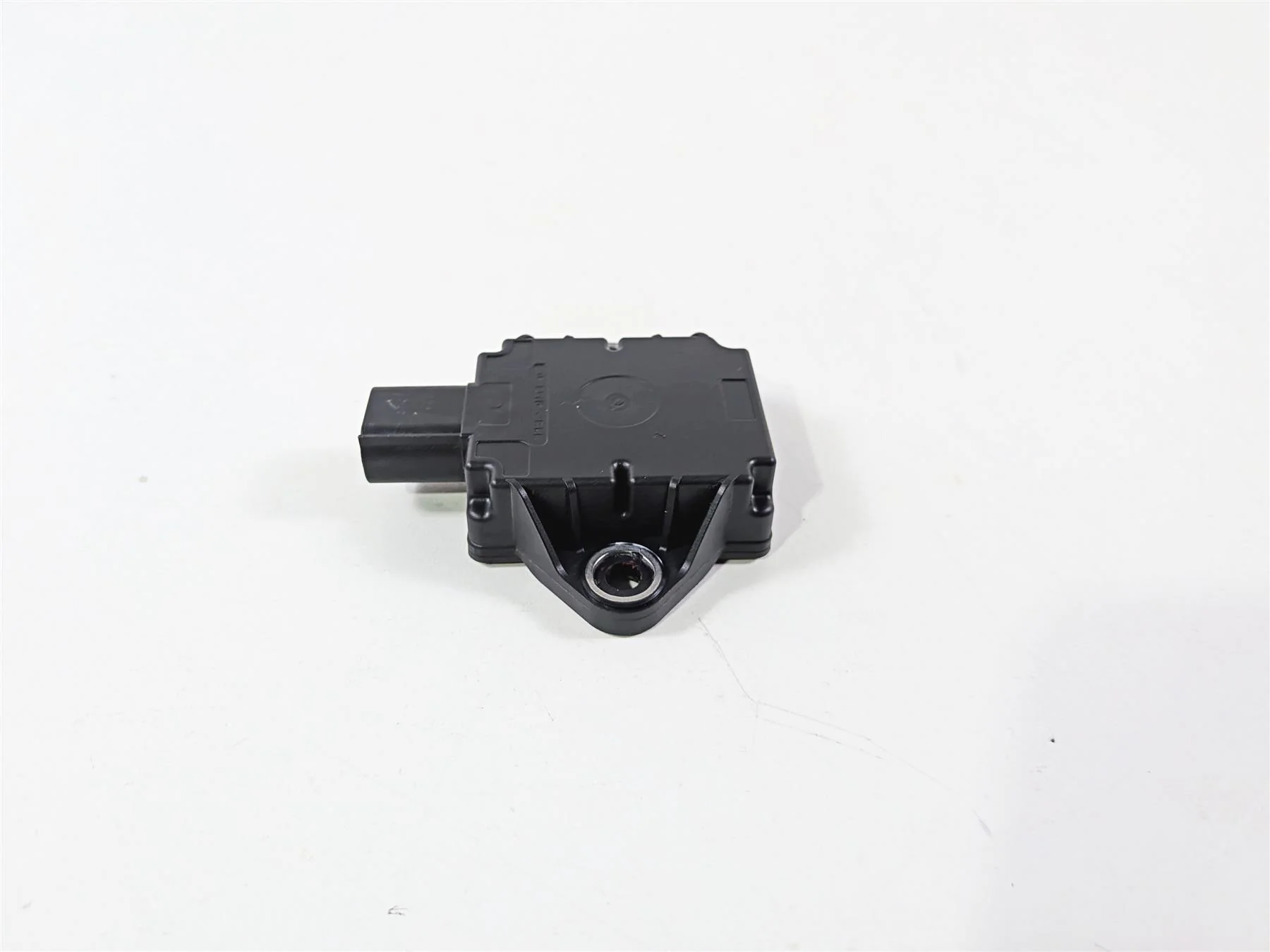 2019 Triumph Speed Triple RS 1050 Lean Angle Tilt Fall Sensor T2503063 - Image 5