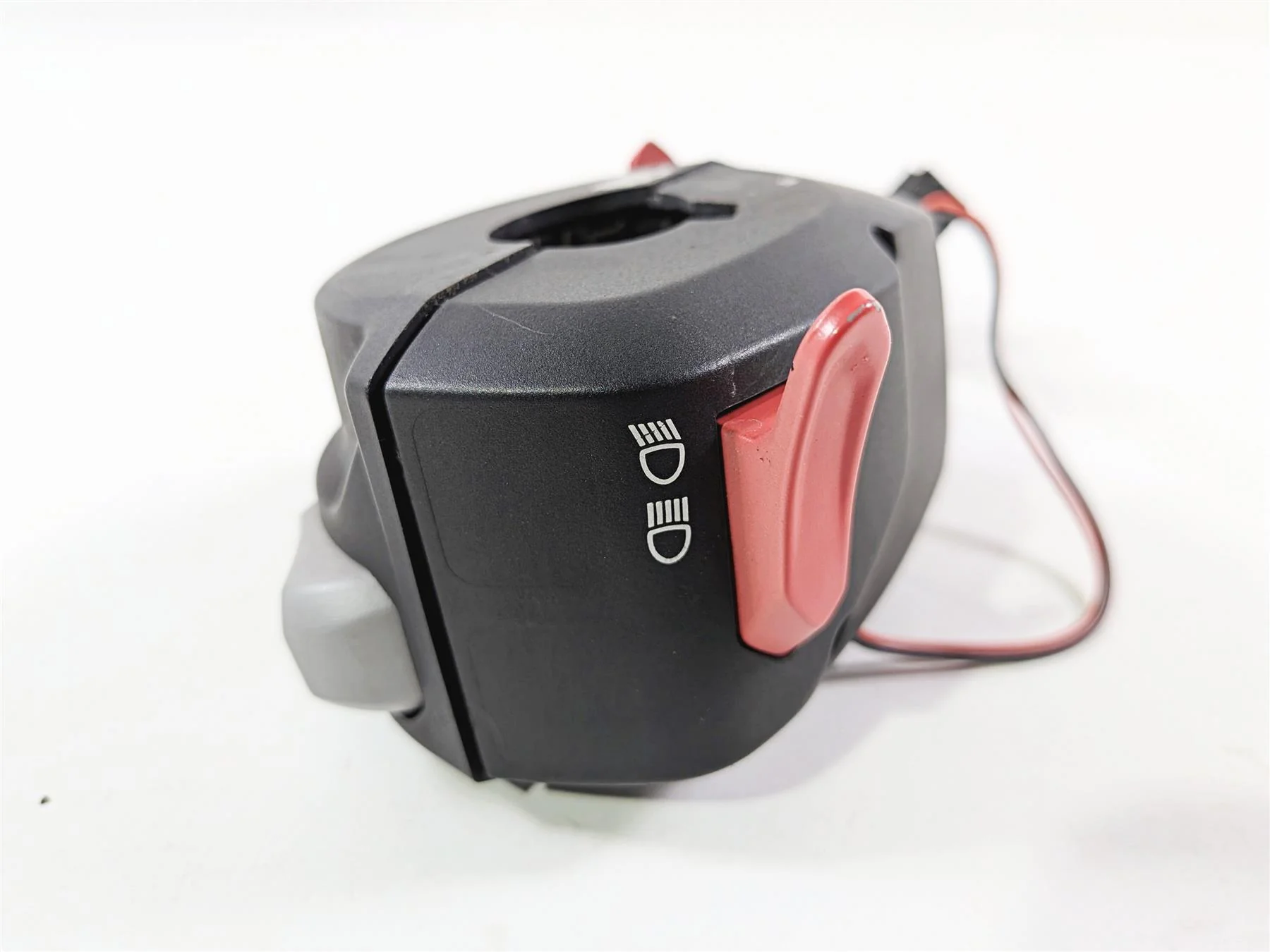 2019 Triumph Speed Triple RS 1050 Left Hand Control Switch Cruise T2044781 - Image 11