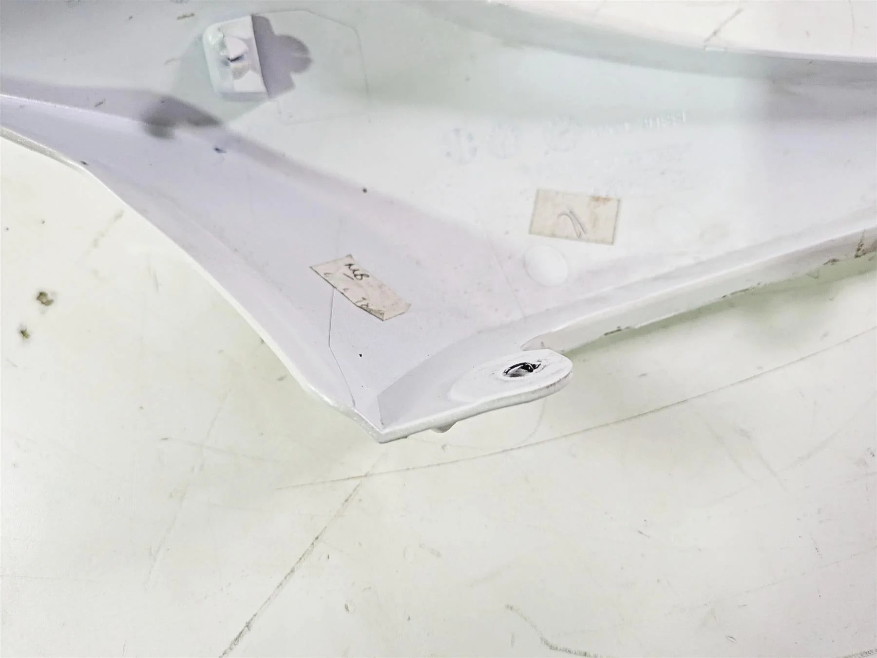 2019 Triumph Speed Triple RS 1050 Left Tail Cover Fairing T2303542 T2303453 - Image 12