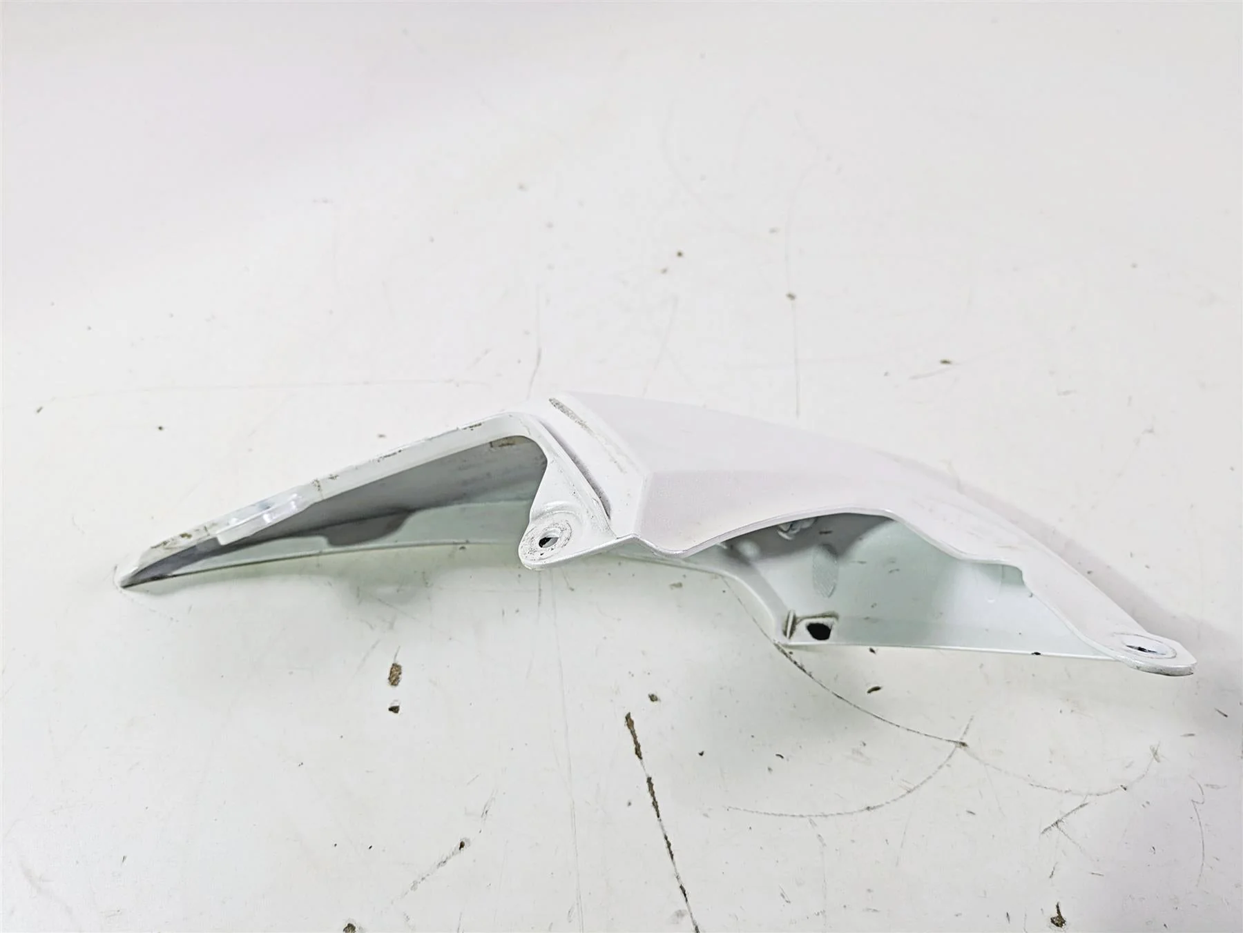 2019 Triumph Speed Triple RS 1050 Left Tail Cover Fairing T2303542 T2303453 - Image 3