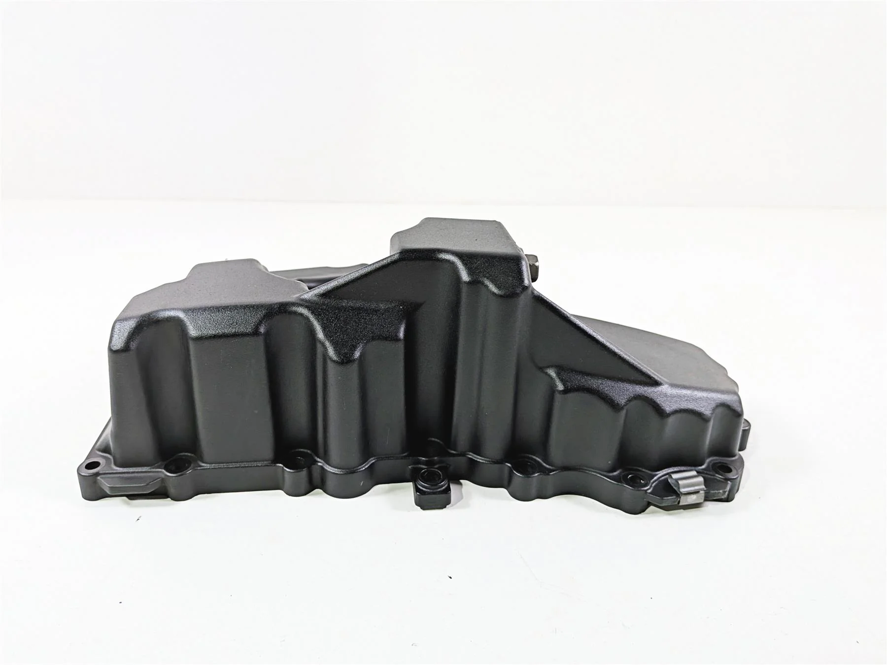 2019 Triumph Speed Triple RS 1050 Oil Pan Bottom Engine Cover T1230150 - Image 5