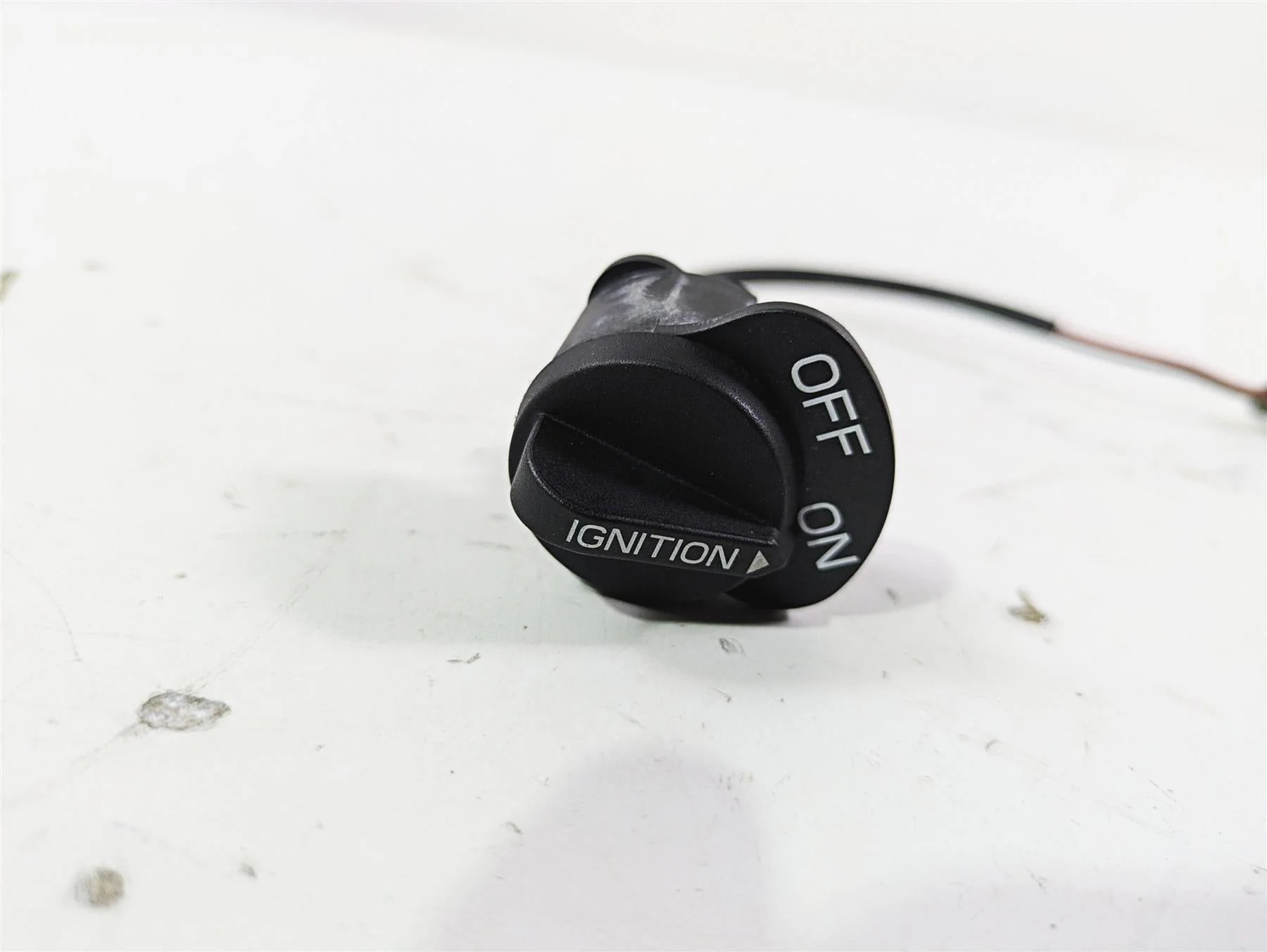 2019 Triumph Speed Triple RS 1050 On Off Ignition Turn Switch - Image 9