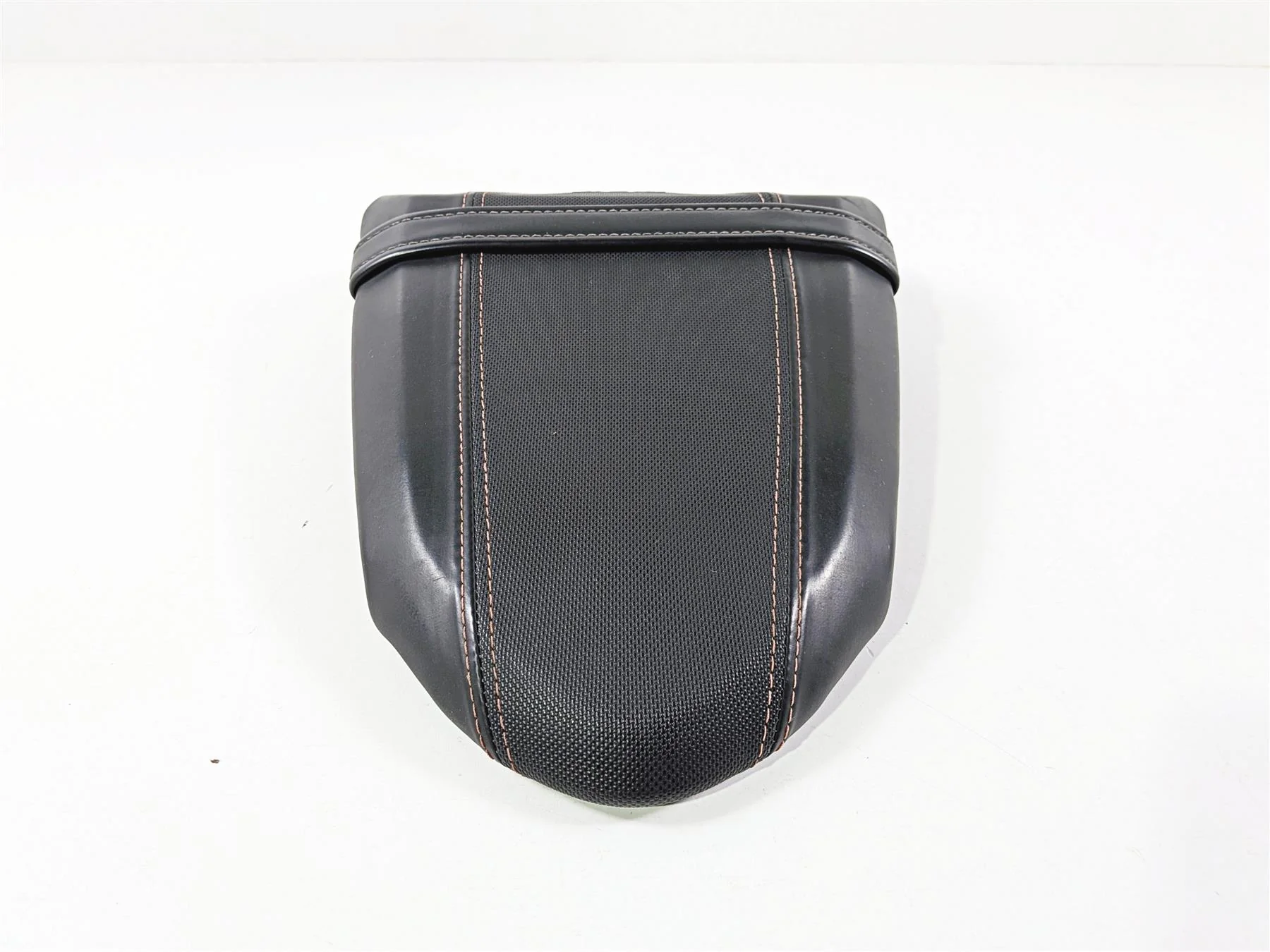 2019 Triumph Speed Triple RS 1050 Rear Passenger Seat Saddle T2307339 - Image 6