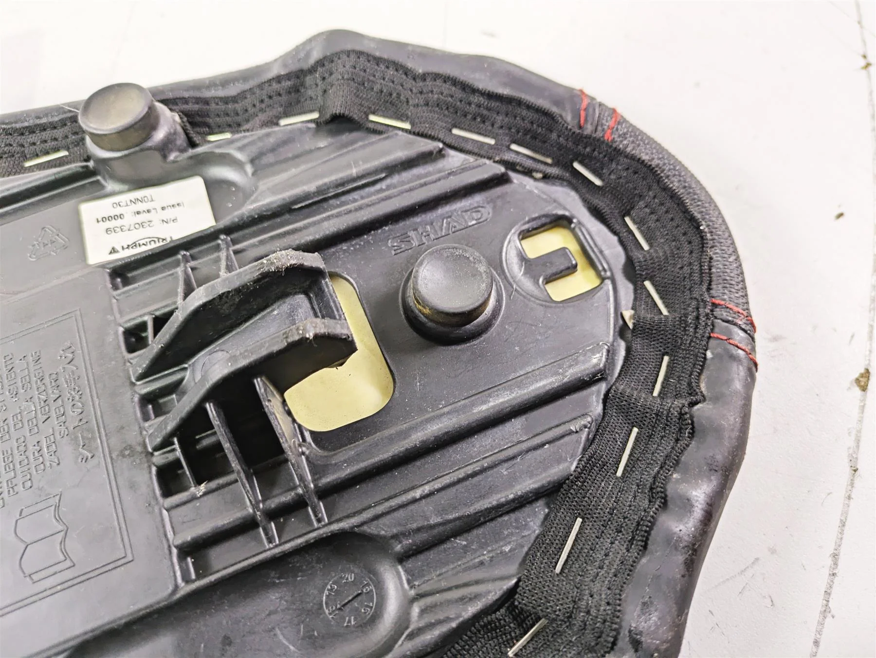 2019 Triumph Speed Triple RS 1050 Rear Passenger Seat Saddle T2307339 - Image 10