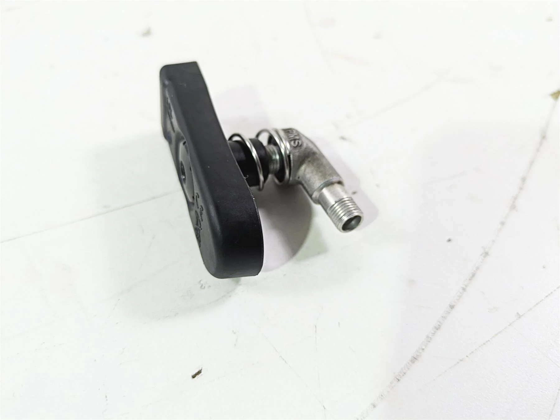 2019 Triumph Speed Triple RS 1050 Rear Wheel Tire Pressure Sensor TPS T4513014 - Image 9