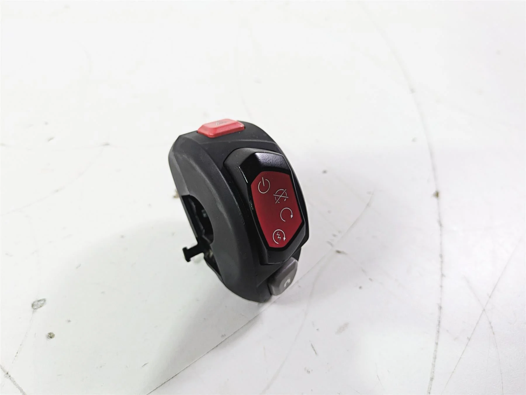 2019 Triumph Speed Triple RS 1050 Right Hand Control Switch Start Kill T2049706 - Image 12