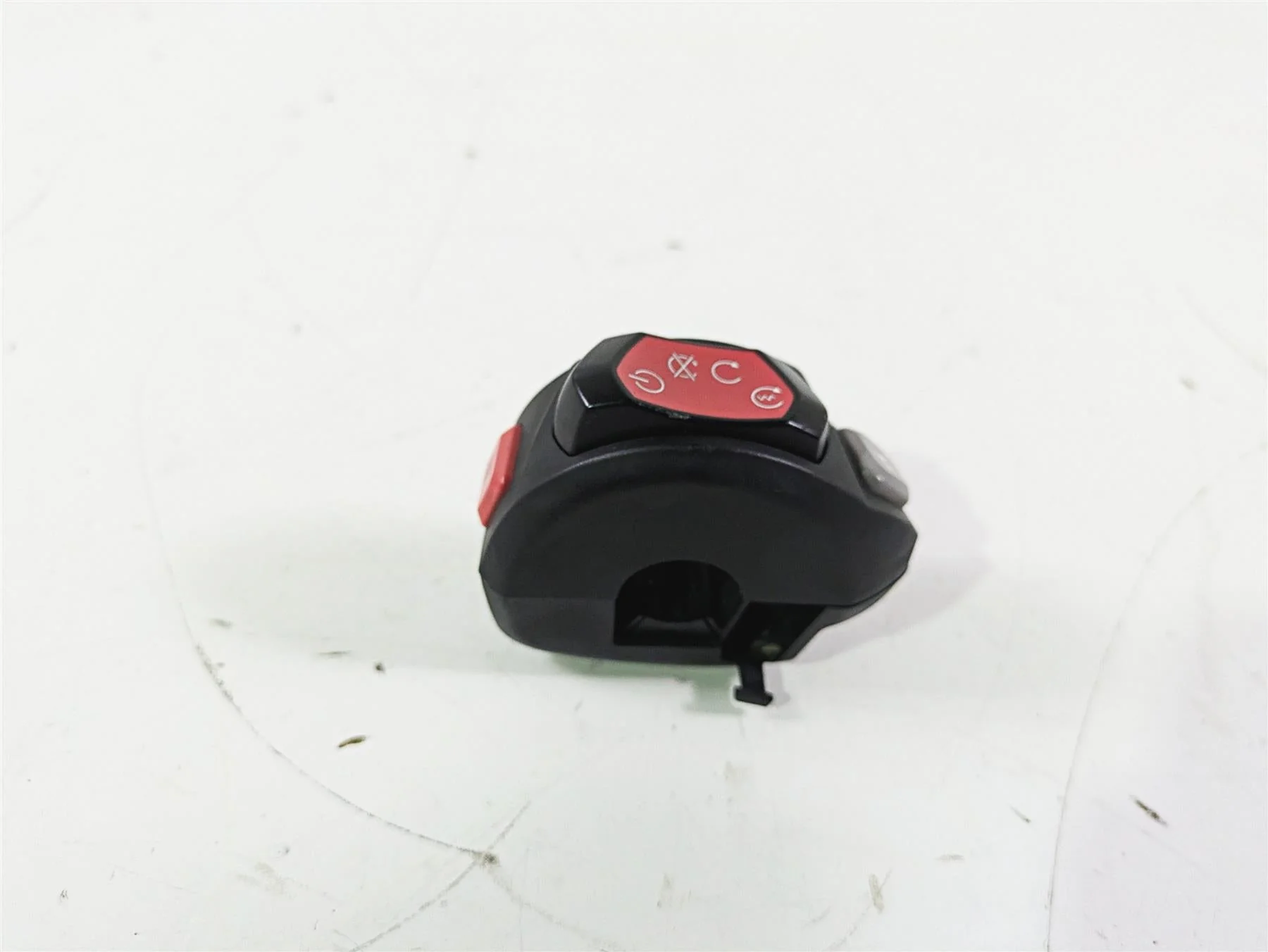 2019 Triumph Speed Triple RS 1050 Right Hand Control Switch Start Kill T2049706 - Image 4