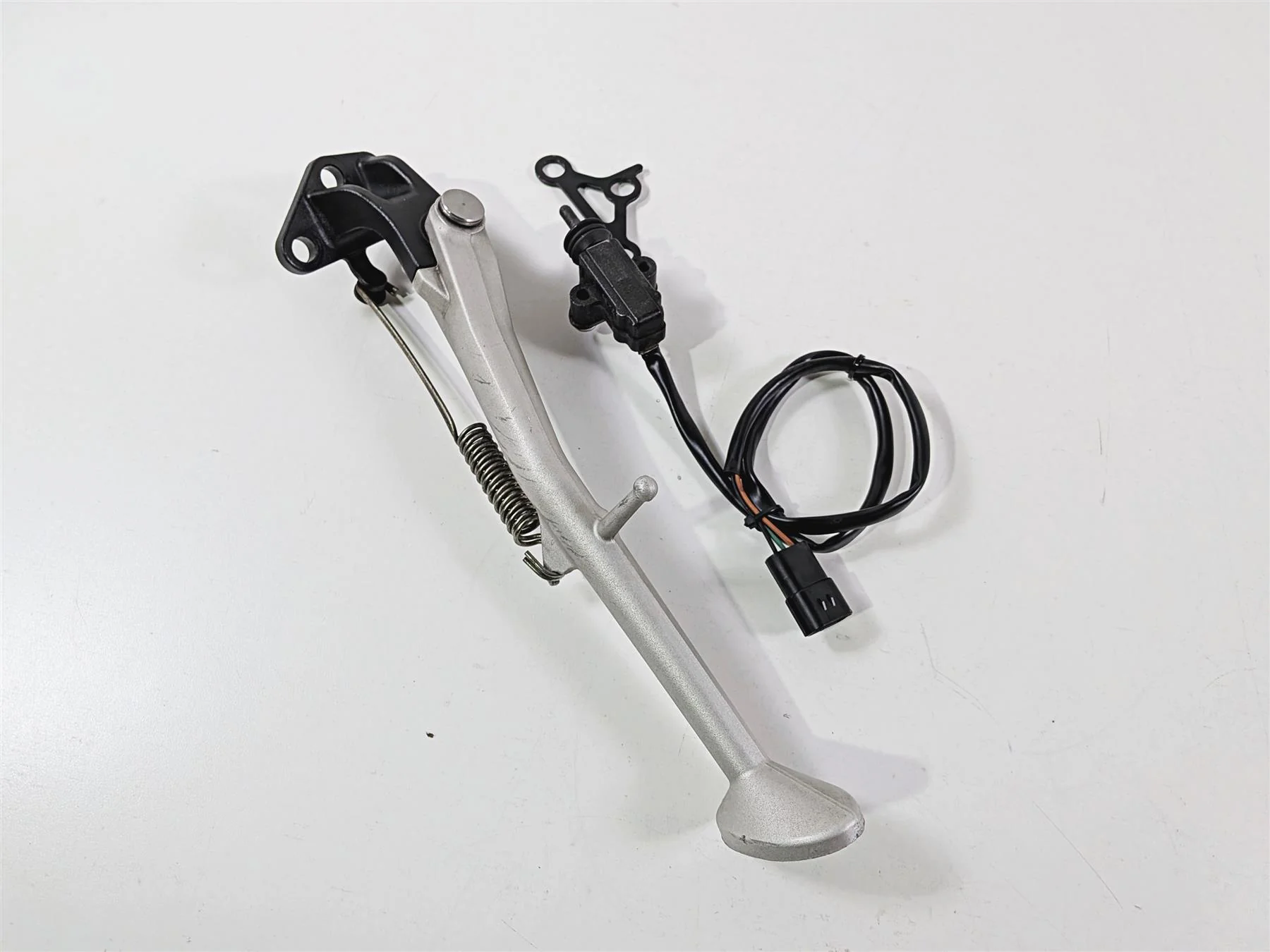 2019 Triumph Speed Triple RS 1050 Side Kickstand Kick Stand & Switch T2089733 - Image 11