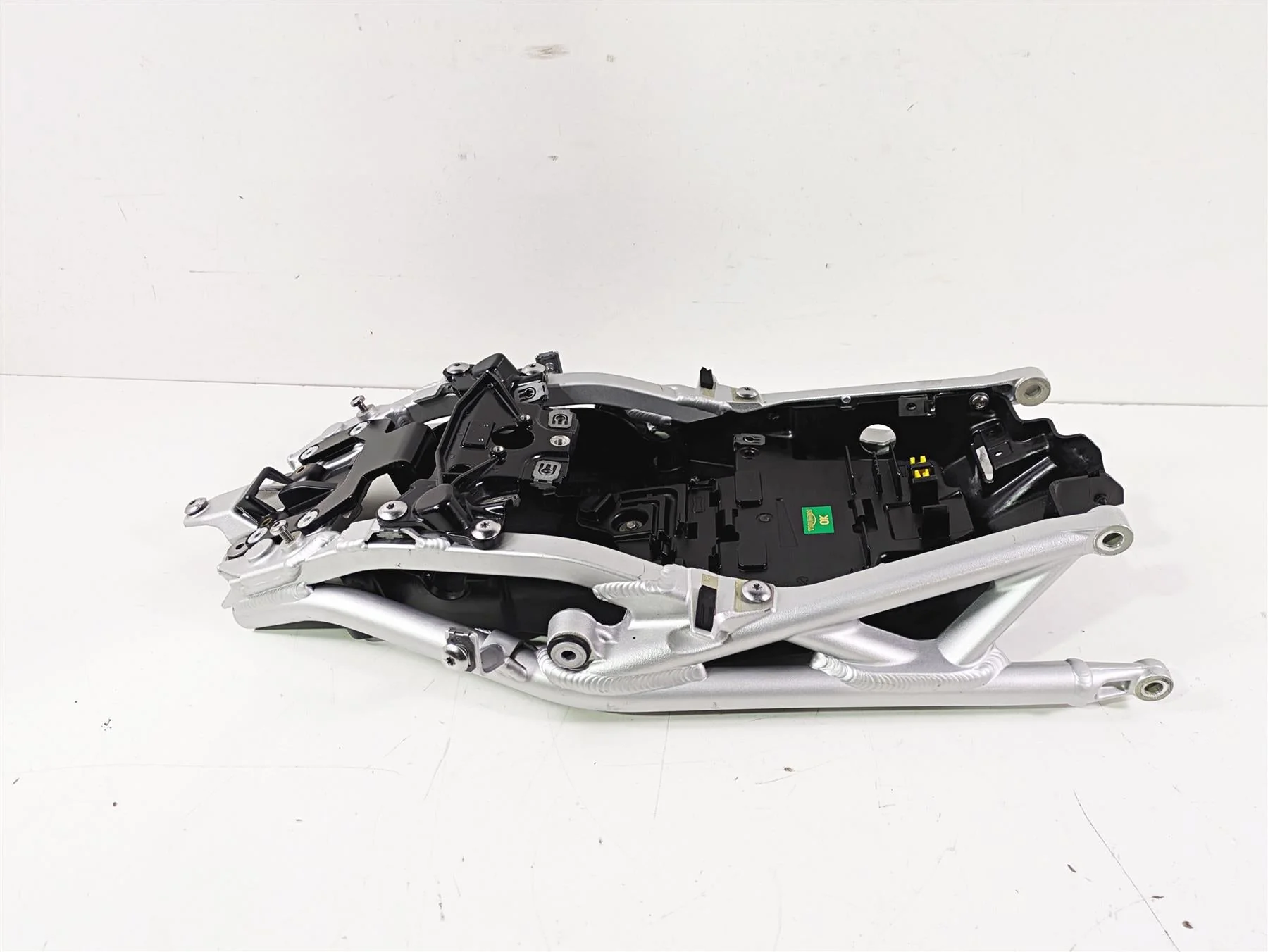 2019 Triumph Speed Triple RS 1050 Subframe Sub Frame & Inner Fender T2079742