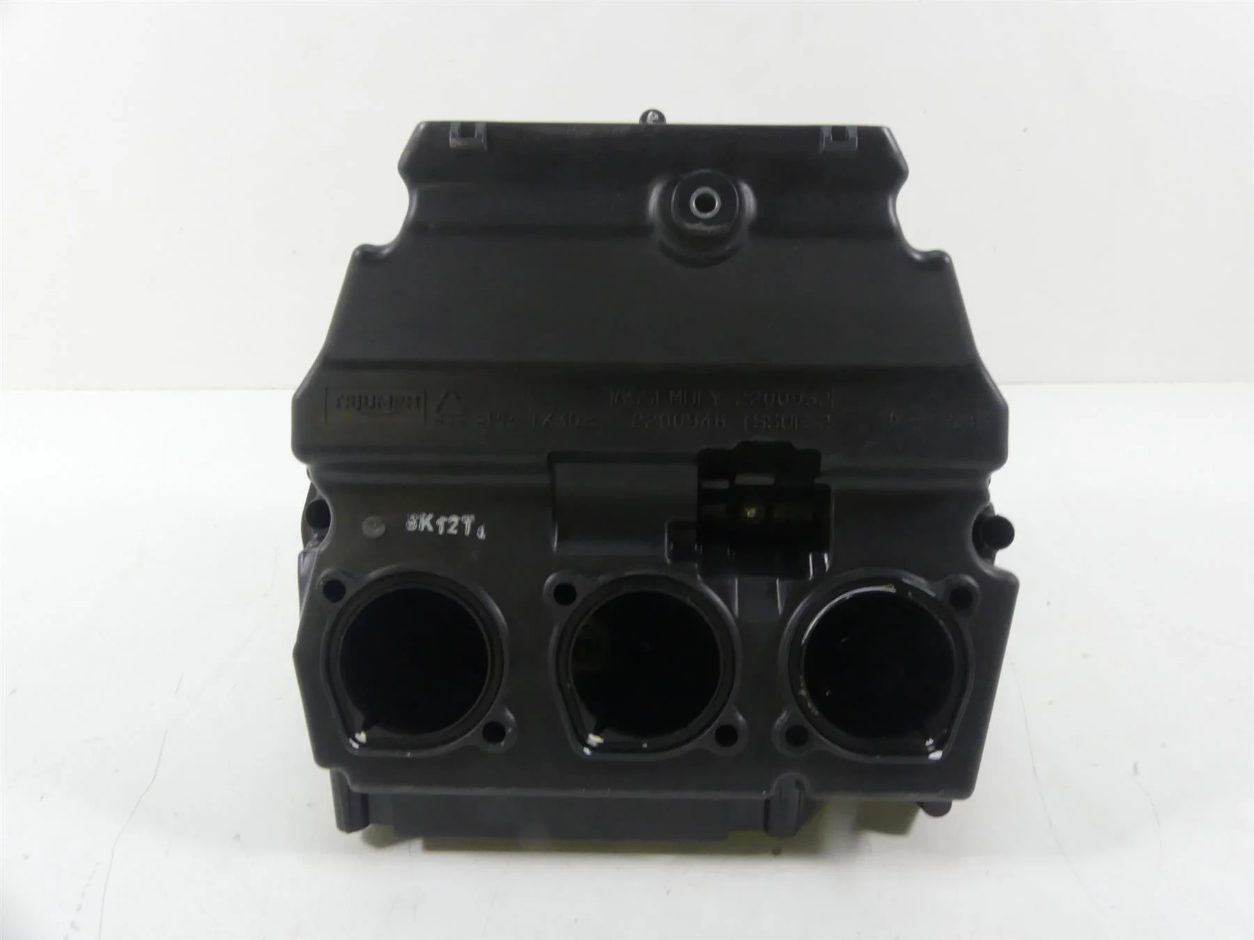 2019 Triumph Street Triple 765R Air Box Cleaner Breather Filter T2200932 - Image 10
