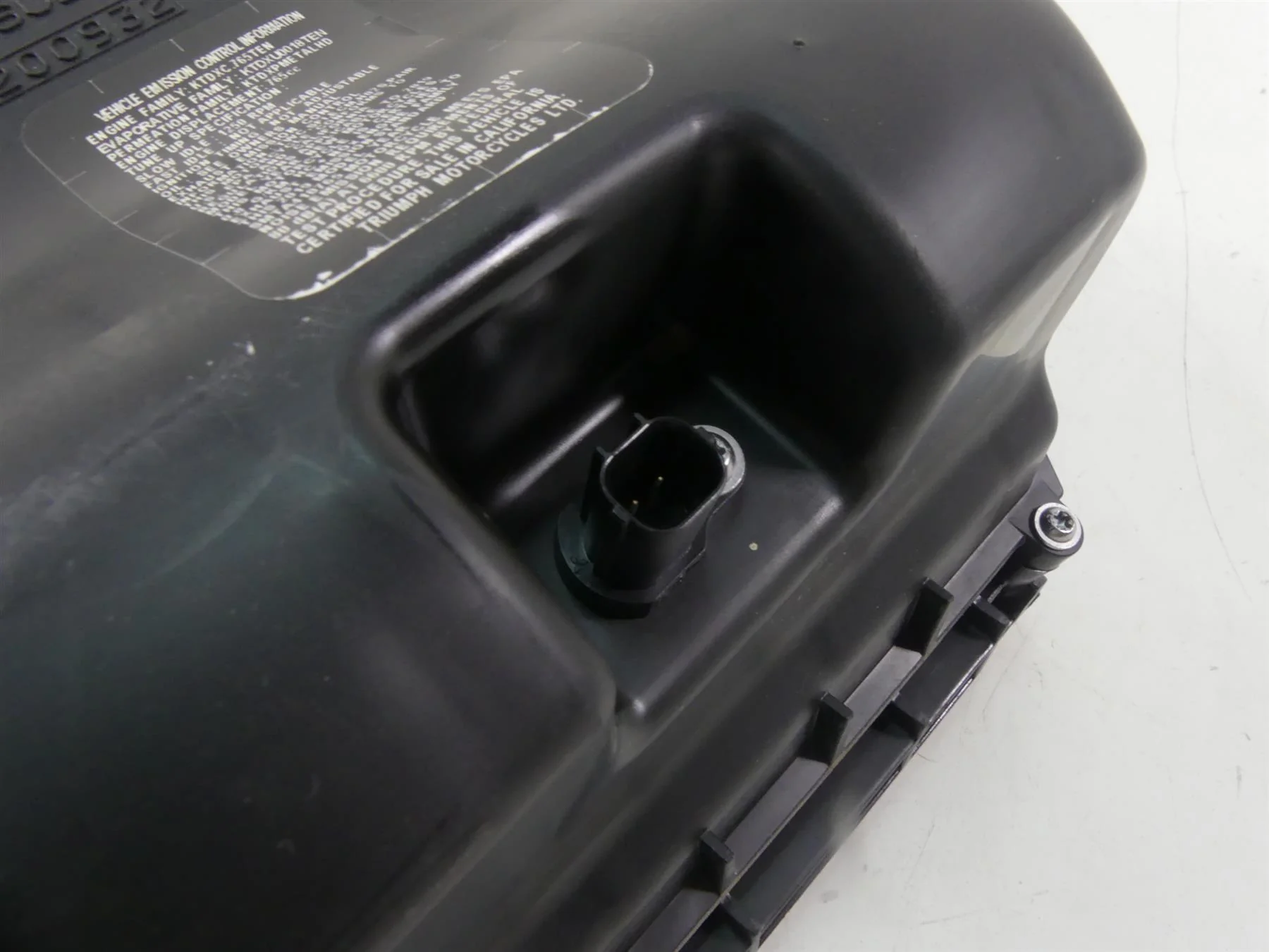 2019 Triumph Street Triple 765R Air Box Cleaner Breather Filter T2200932 - Image 11