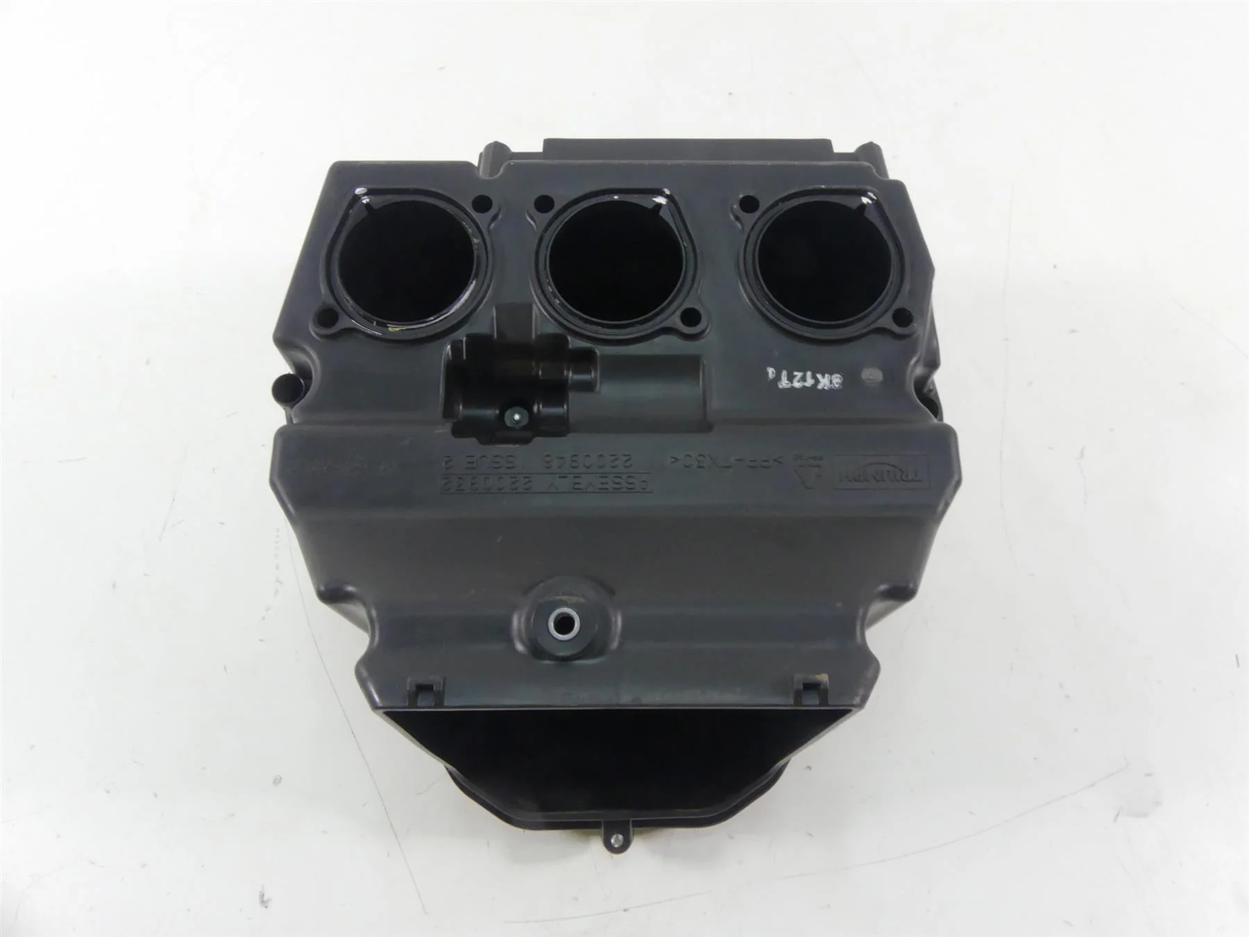 2019 Triumph Street Triple 765R Air Box Cleaner Breather Filter T2200932 - Image 9
