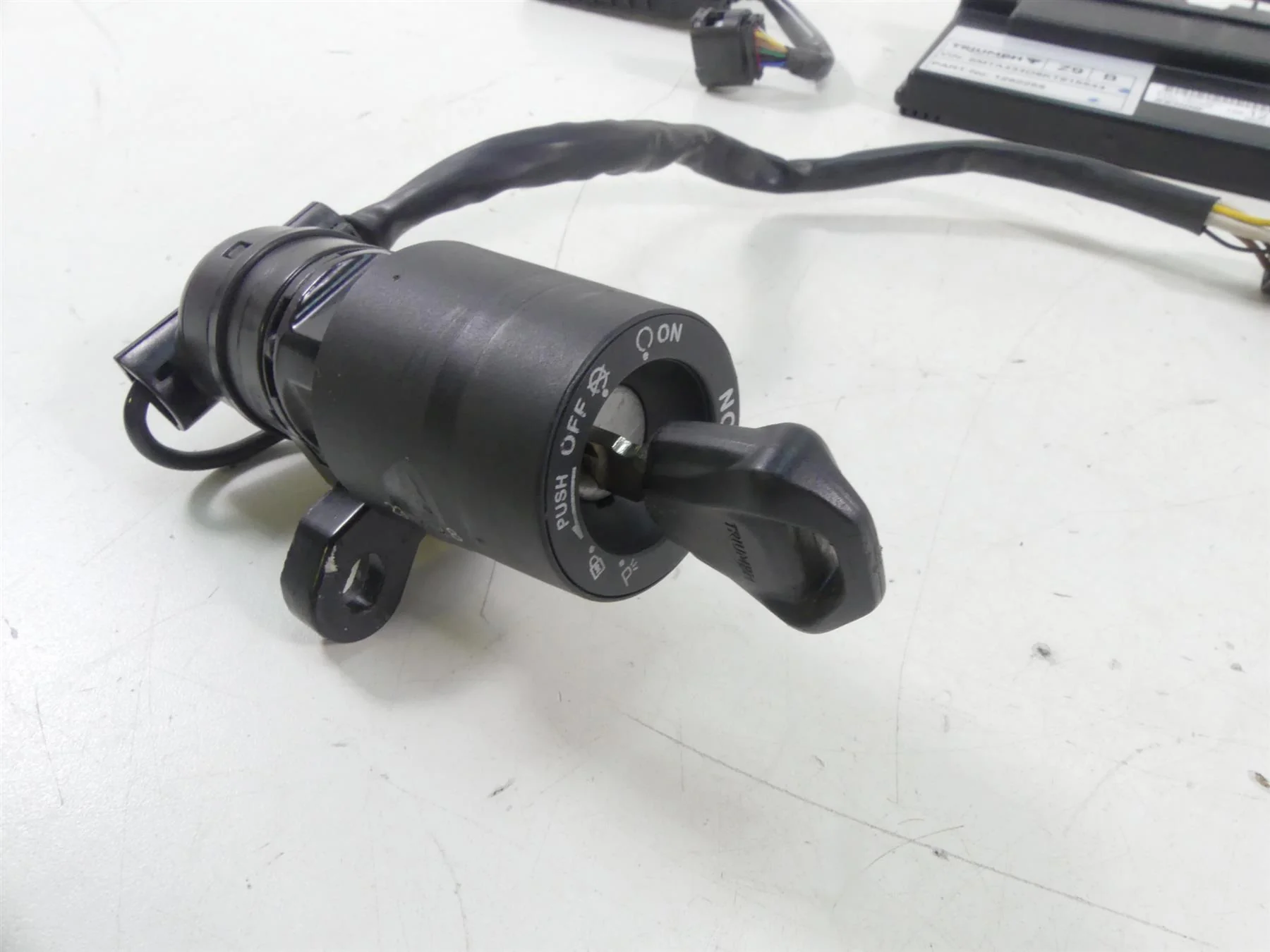 2019 Triumph Street Triple 765R Ignition Switch Key Immobilizer Cdi Set T1291234 - Image 4