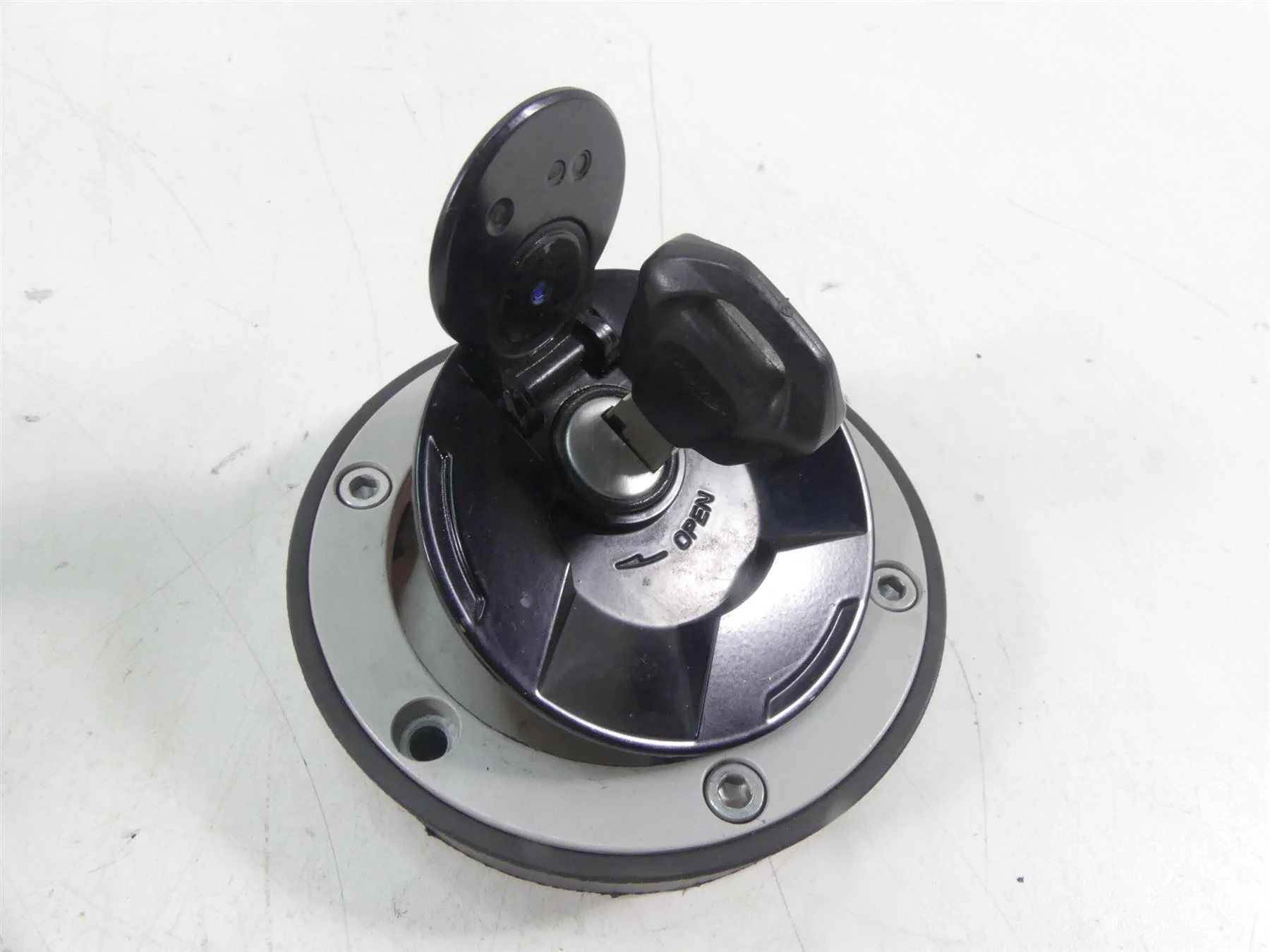2019 Triumph Street Triple 765R Ignition Switch Key Immobilizer Cdi Set T1291234 - Image 9