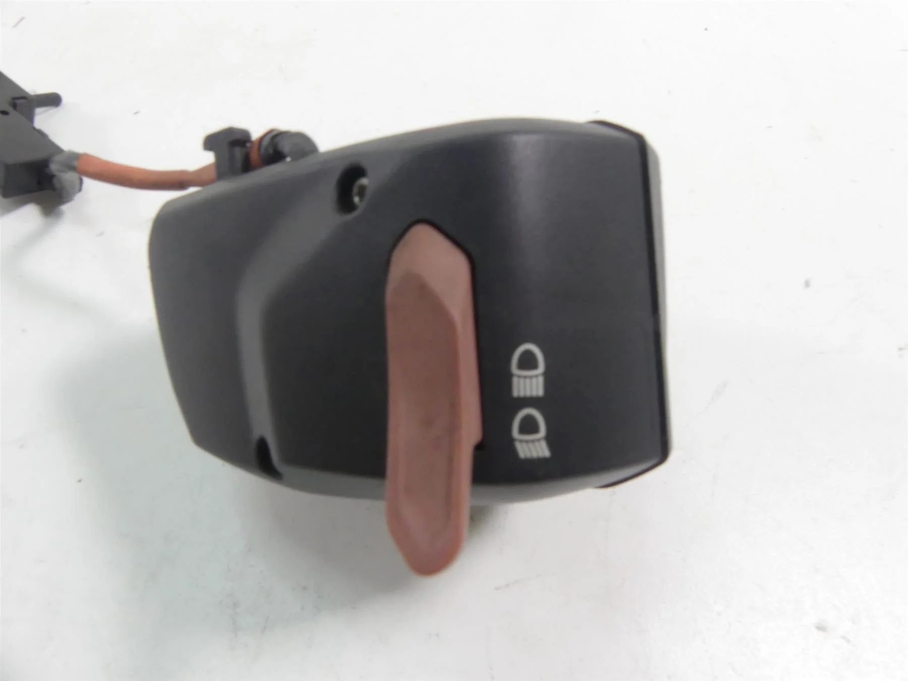 2019 Triumph Street Triple 765R Left Hand Control Switch Light T2049729 - Image 8