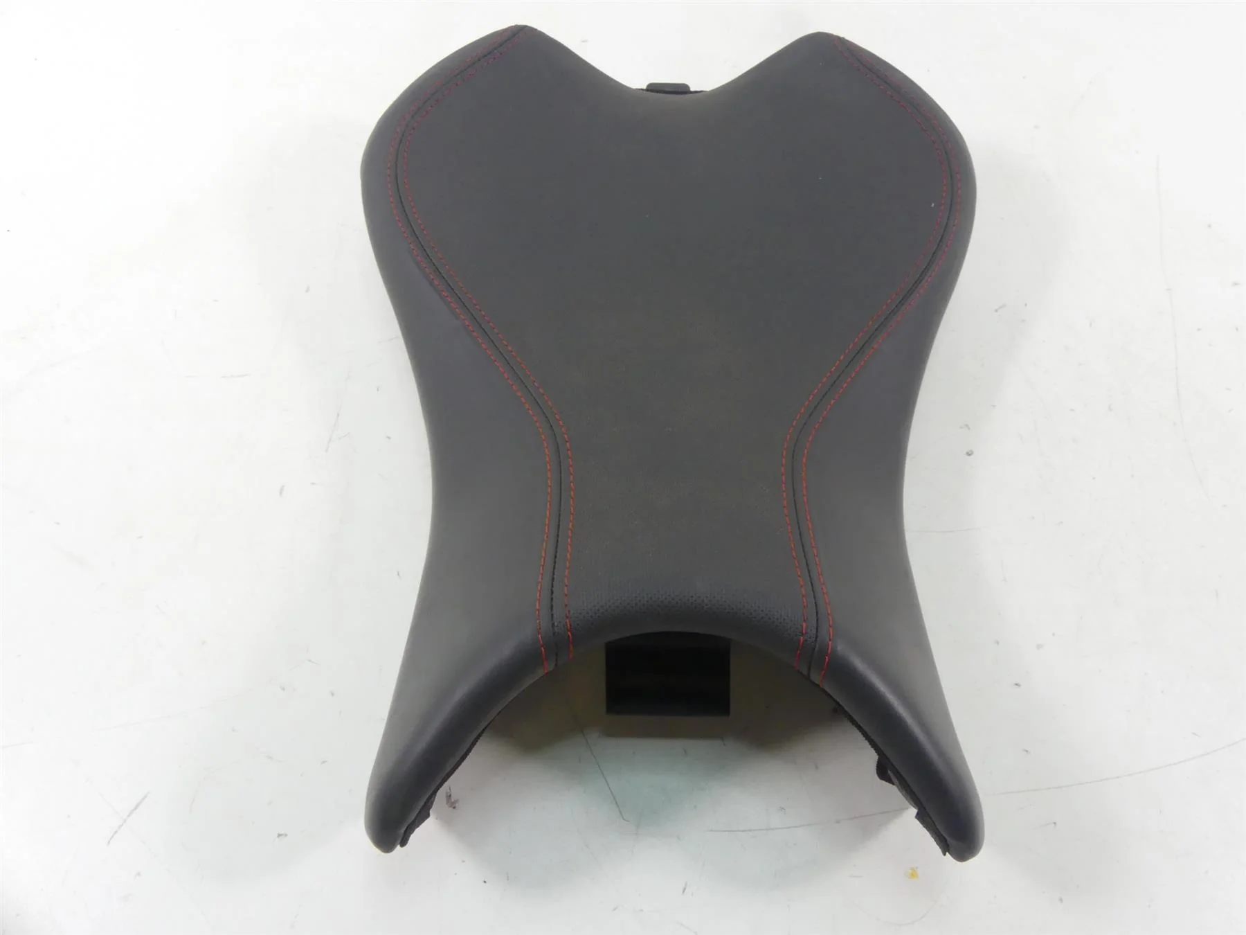 2019 Triumph Street Triple 765R Nice Front Driver Seat Saddle T2308428 - Image 4