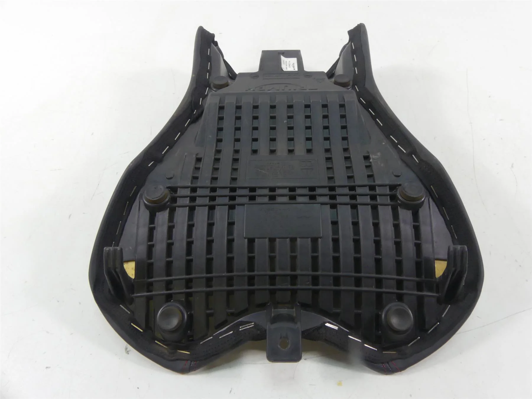 2019 Triumph Street Triple 765R Nice Front Driver Seat Saddle T2308428 - Image 5