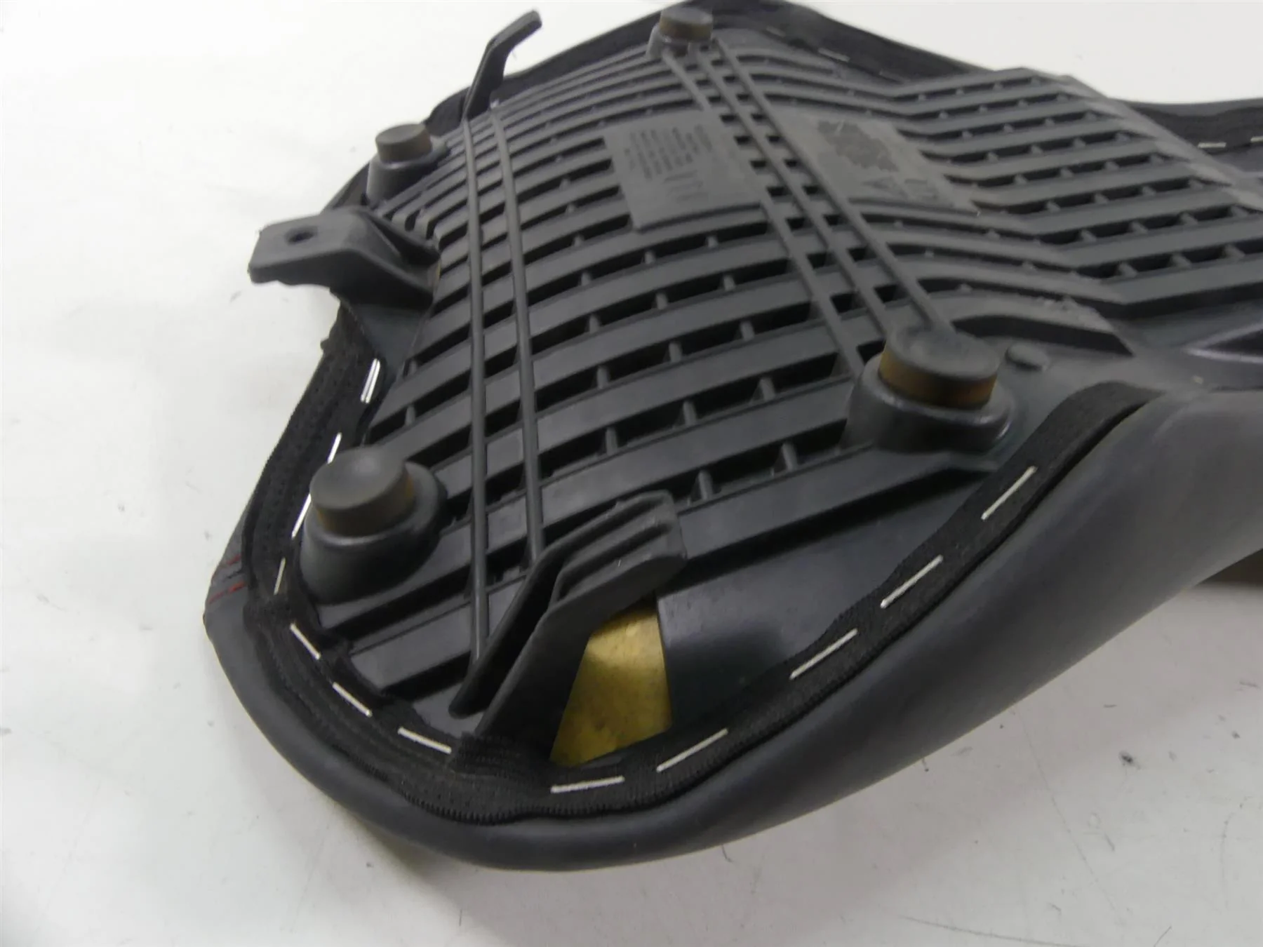 2019 Triumph Street Triple 765R Nice Front Driver Seat Saddle T2308428 - Image 9