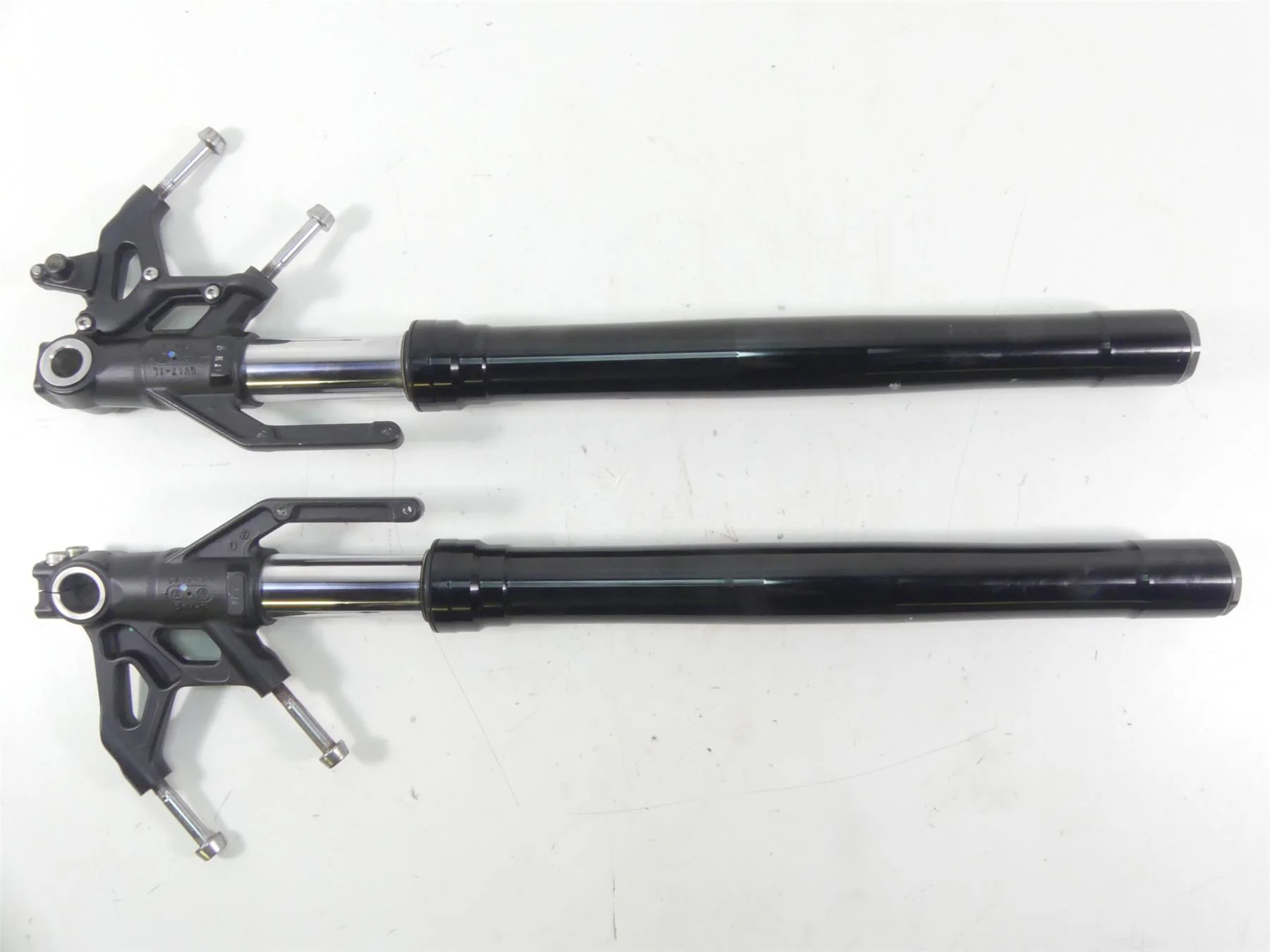 2019 Triumph Street Triple 765R Straight Showa Front Fork Set T2041650 - Image 10
