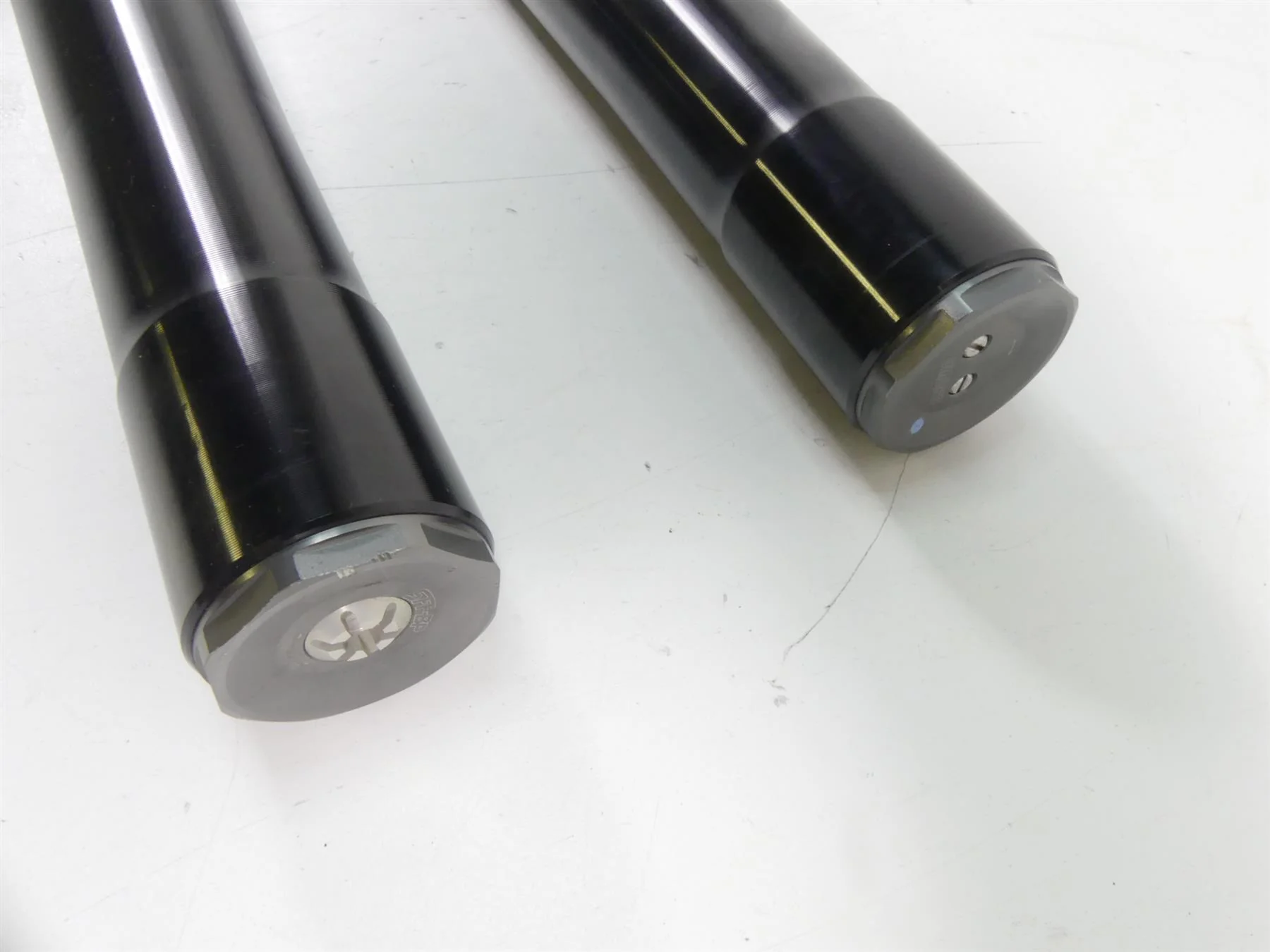 2019 Triumph Street Triple 765R Straight Showa Front Fork Set T2041650 - Image 2