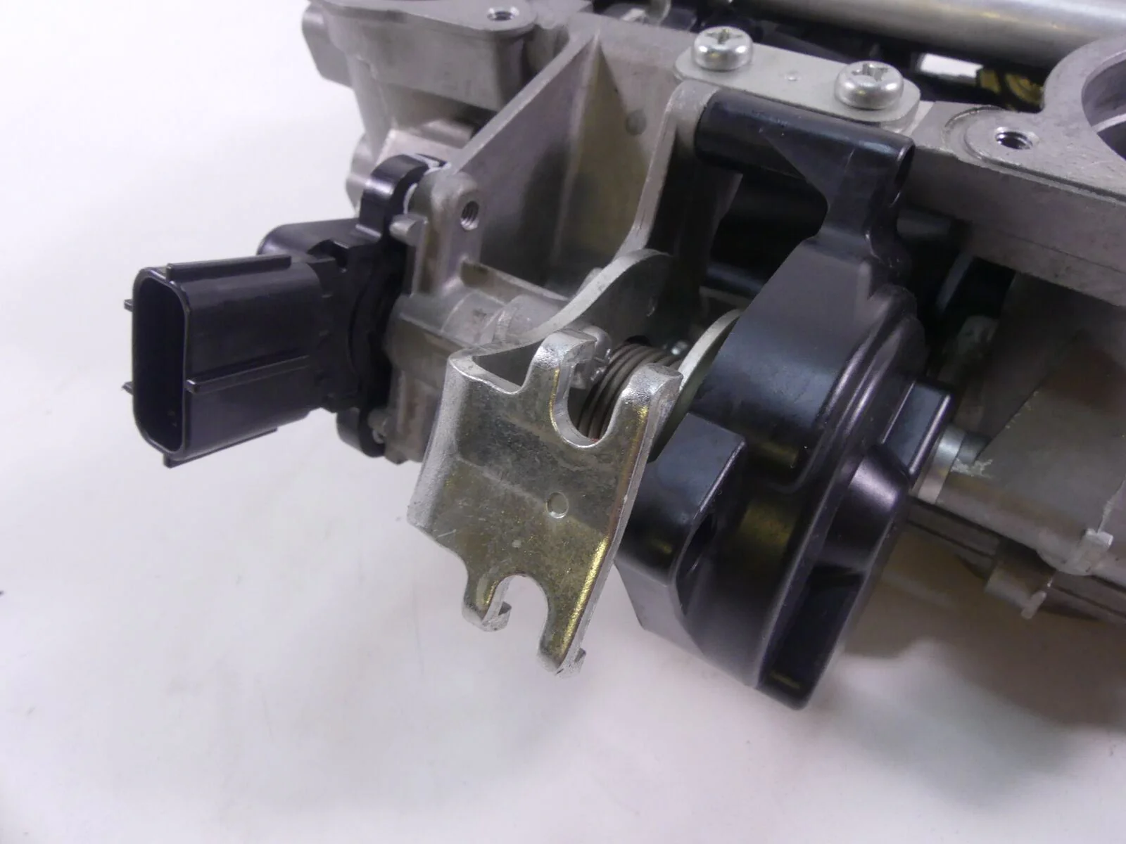 2019 Yamaha VMX17 V-Max 1700 Mikuni Throttle Body Fuel Inject 2S3-13750-00-00 - Image 5