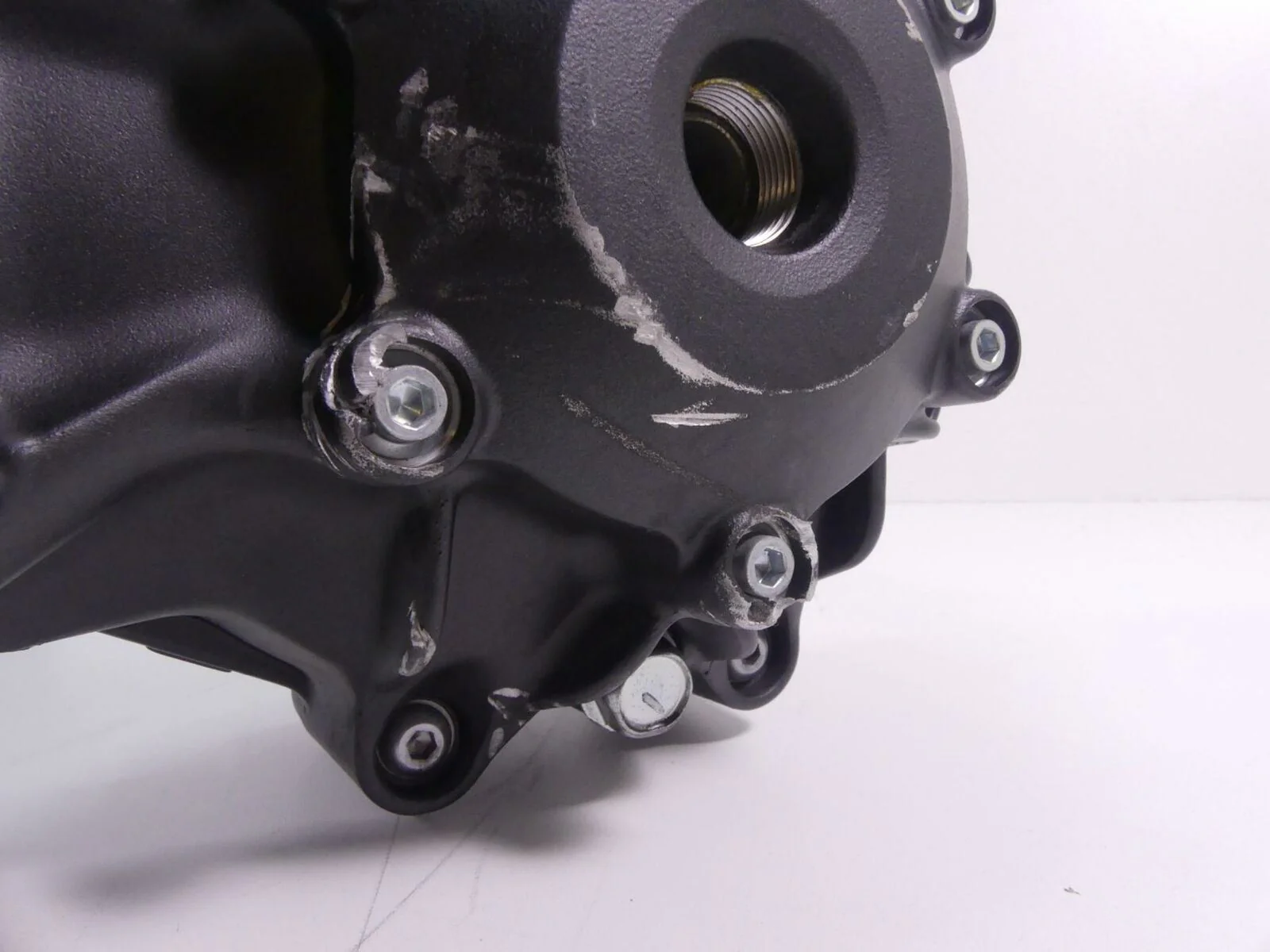 2019 Yamaha VMX17 V-Max 1700 Swingarm Swing Arm Differential Read 2S3-46101-10-0 - Image 12