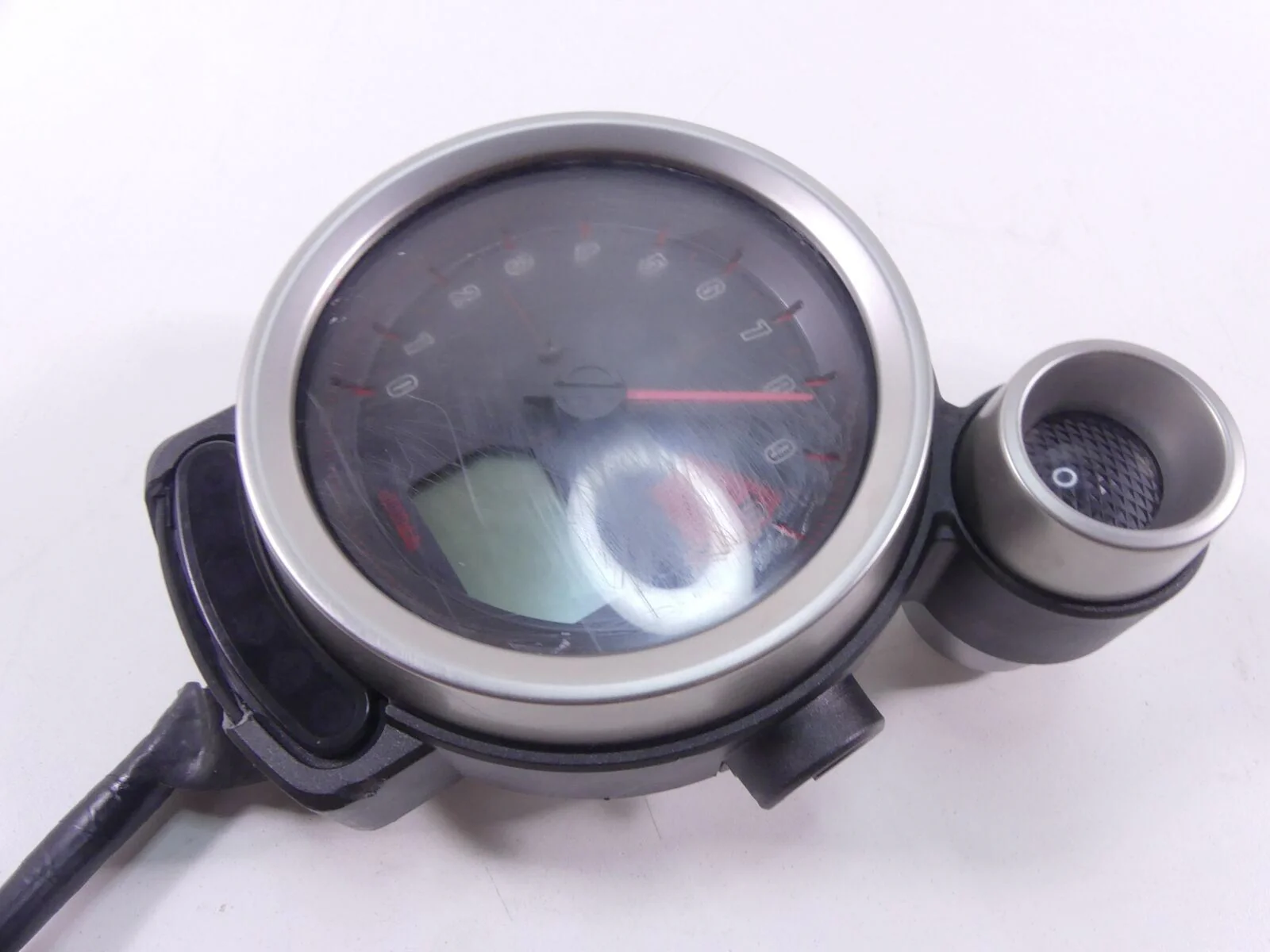 2019 Yamaha VMX17 V-Max 1700 Tachometer Tacho Gauges - For Parts 2S3-83580-01-00 - Image 4