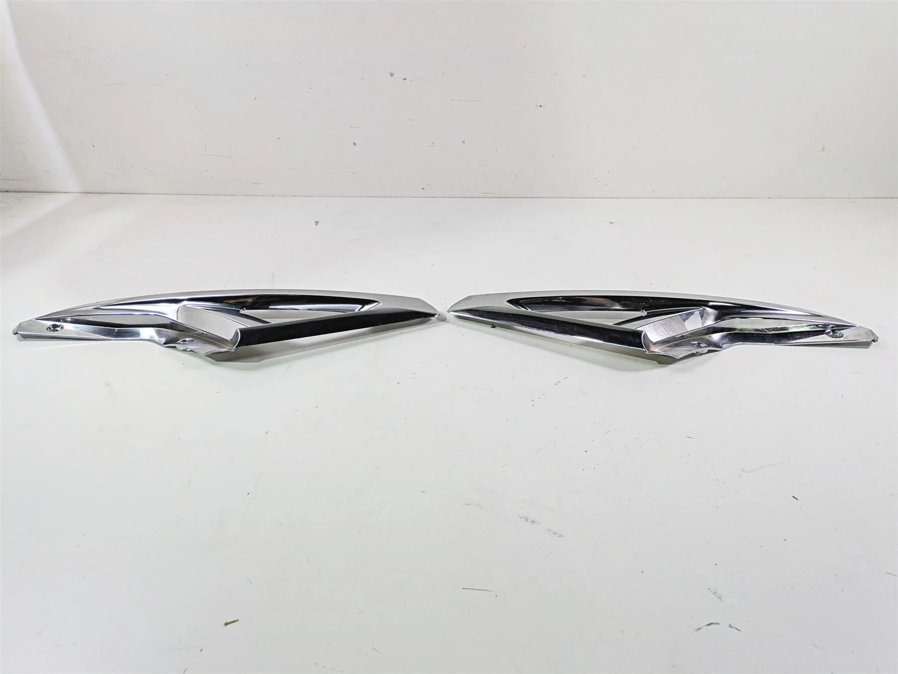 2019 Yamaha VX Cruiser HO 1800 Plastic Chrome Trim Cover Set F2X-U377G-00 - Image 4