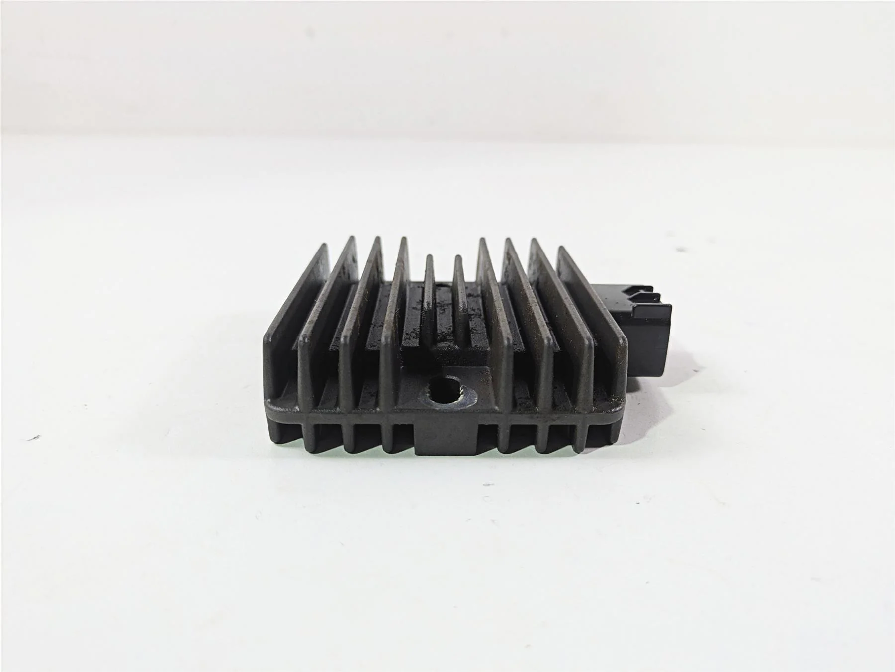 2019 Yamaha VX Cruiser HO 1800 Rectifier Voltage Regulator 6EK-81960-02-00 - Image 3