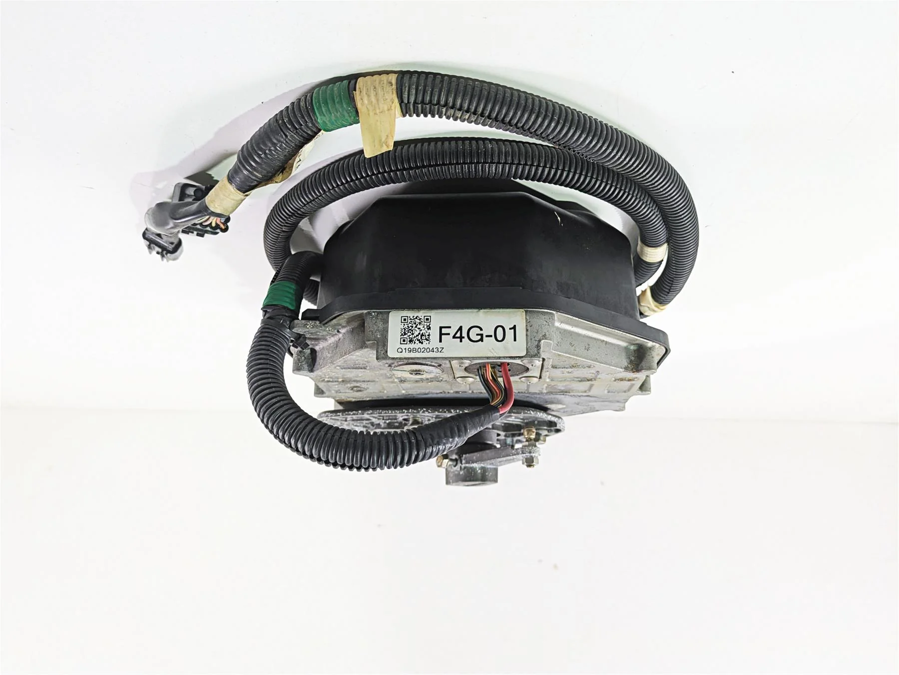 2019 Yamaha VX Cruiser HO 1800 Reverse Control Motor & Box F2X-6140B-05-00 - Image 4