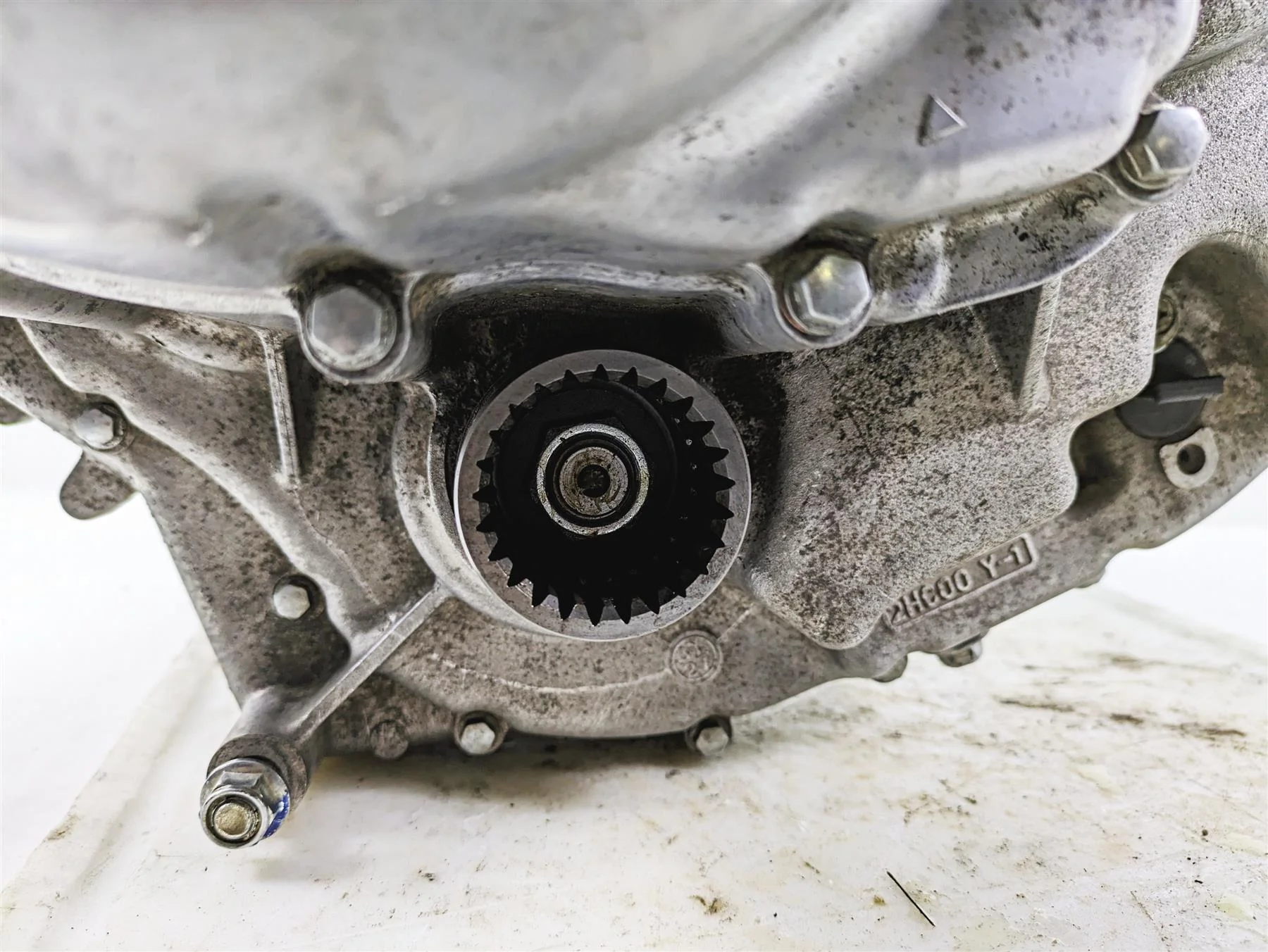 2019 Yamaha YXZ1000 R EPS SS SE E-Shift Transmission Gear Box 2K 2HC-17542-00-00 - Image 7