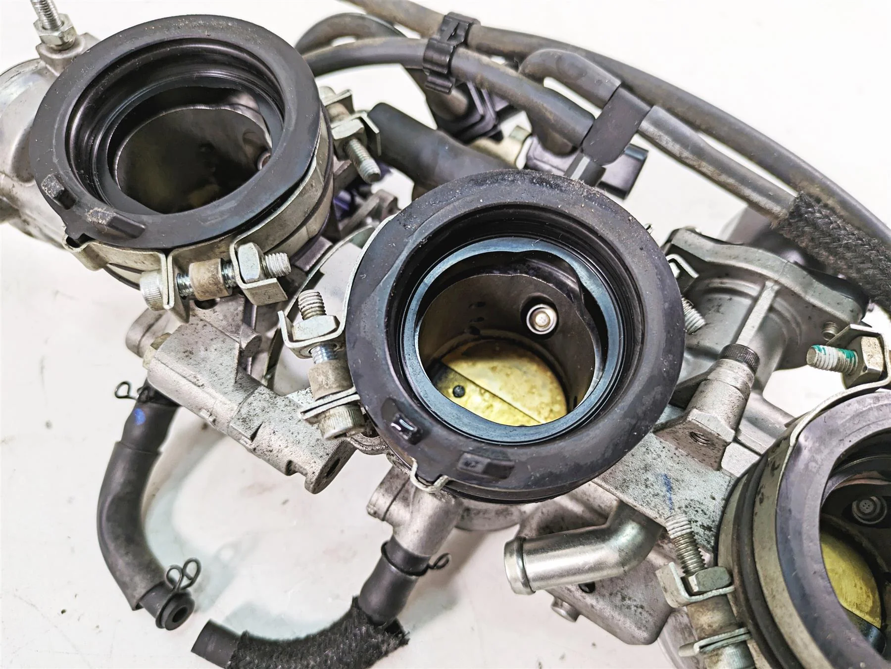 2019 Yamaha YXZ1000 R EPS SS SE Mikuni Throttle Body Bodies B5H-13750-00-00 - Image 3