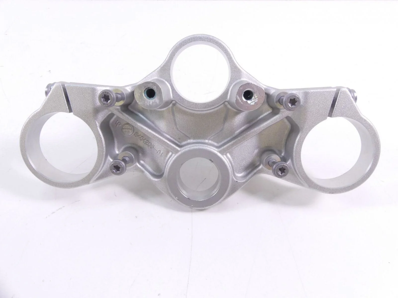 2020 BMW F900 R F900R K83 Upper Triple Tree Steering Clamp Risers 8404205 - Image 5
