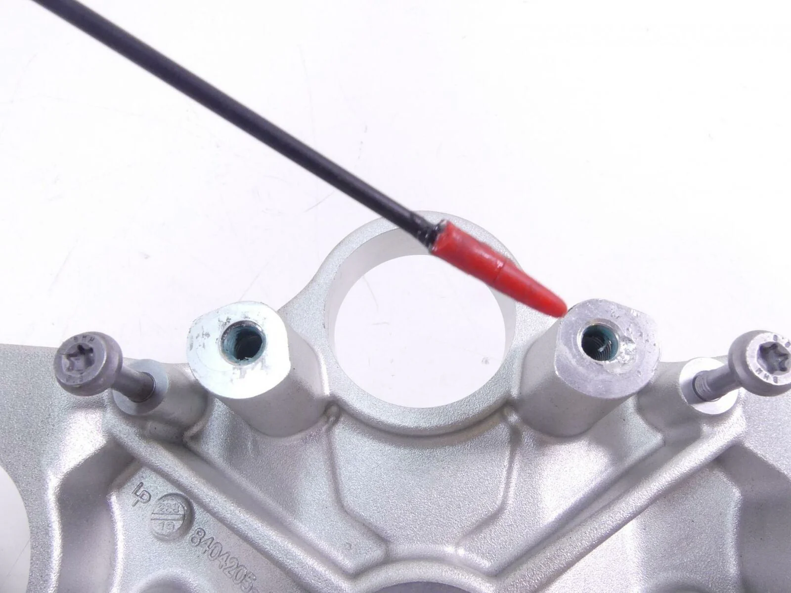 2020 BMW F900 R F900R K83 Upper Triple Tree Steering Clamp Risers 8404205 - Image 6