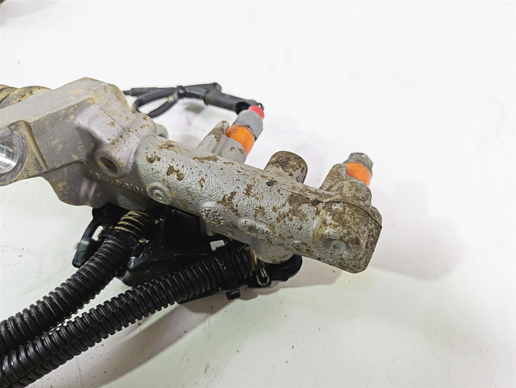 2020 Can Am Maverick X3 Turbo R STD Brembo Main Brake Master Cylinder 705601802 - Image 11