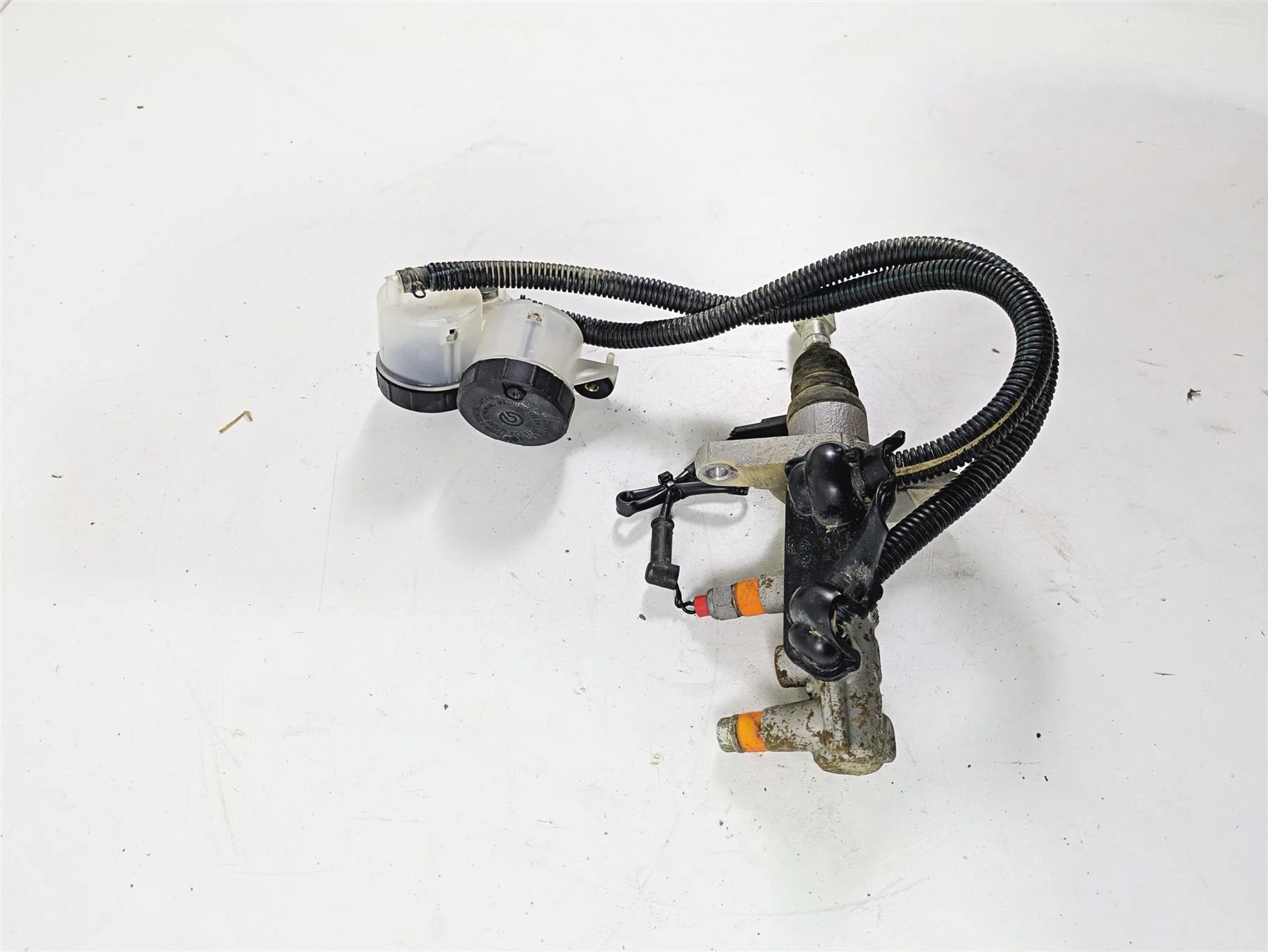 2020 Can Am Maverick X3 Turbo R STD Brembo Main Brake Master Cylinder 705601802 - Image 2