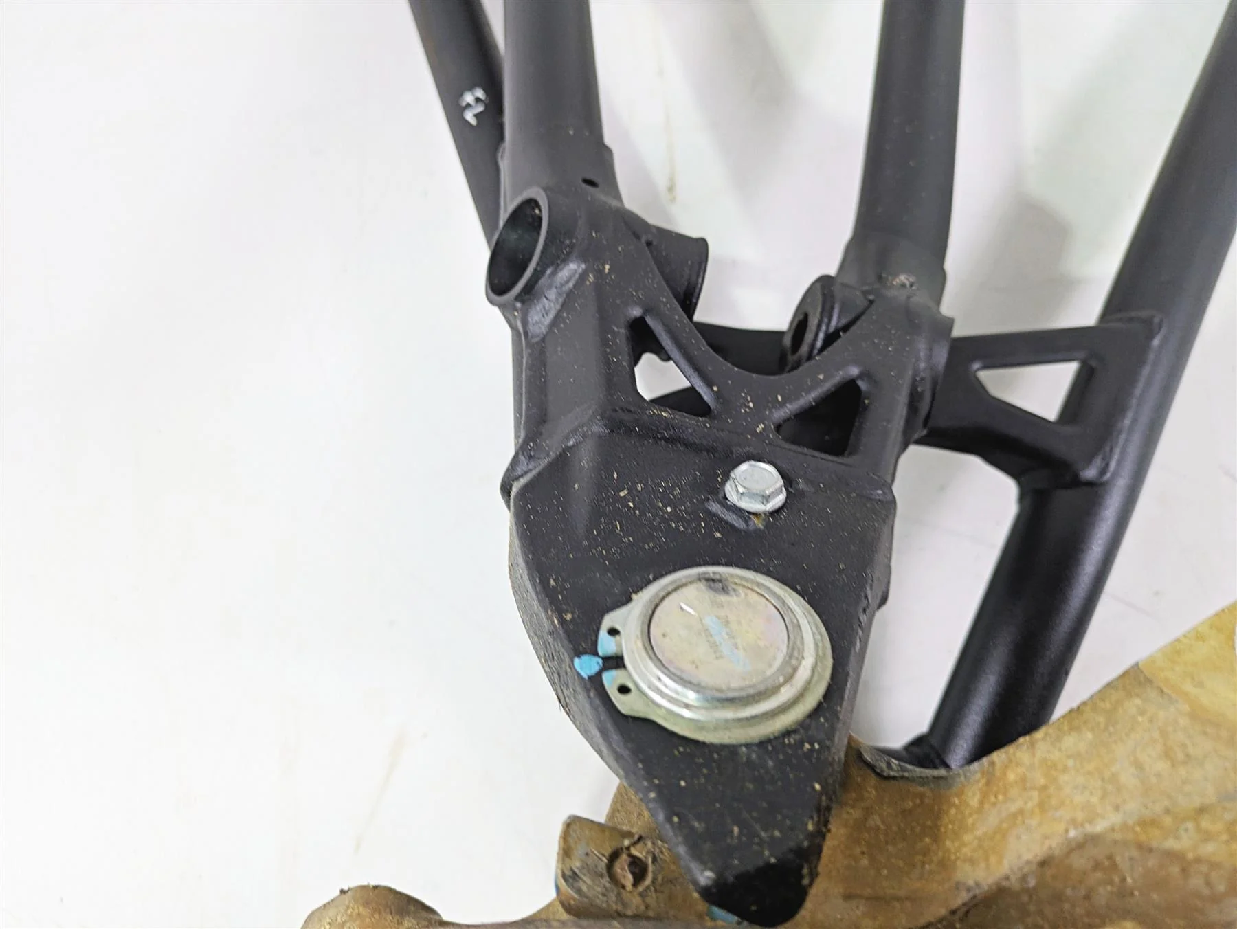 2020 Can Am Maverick X3 Turbo R STD Front Left Control Arm Knee 64" 703501047 - Image 6