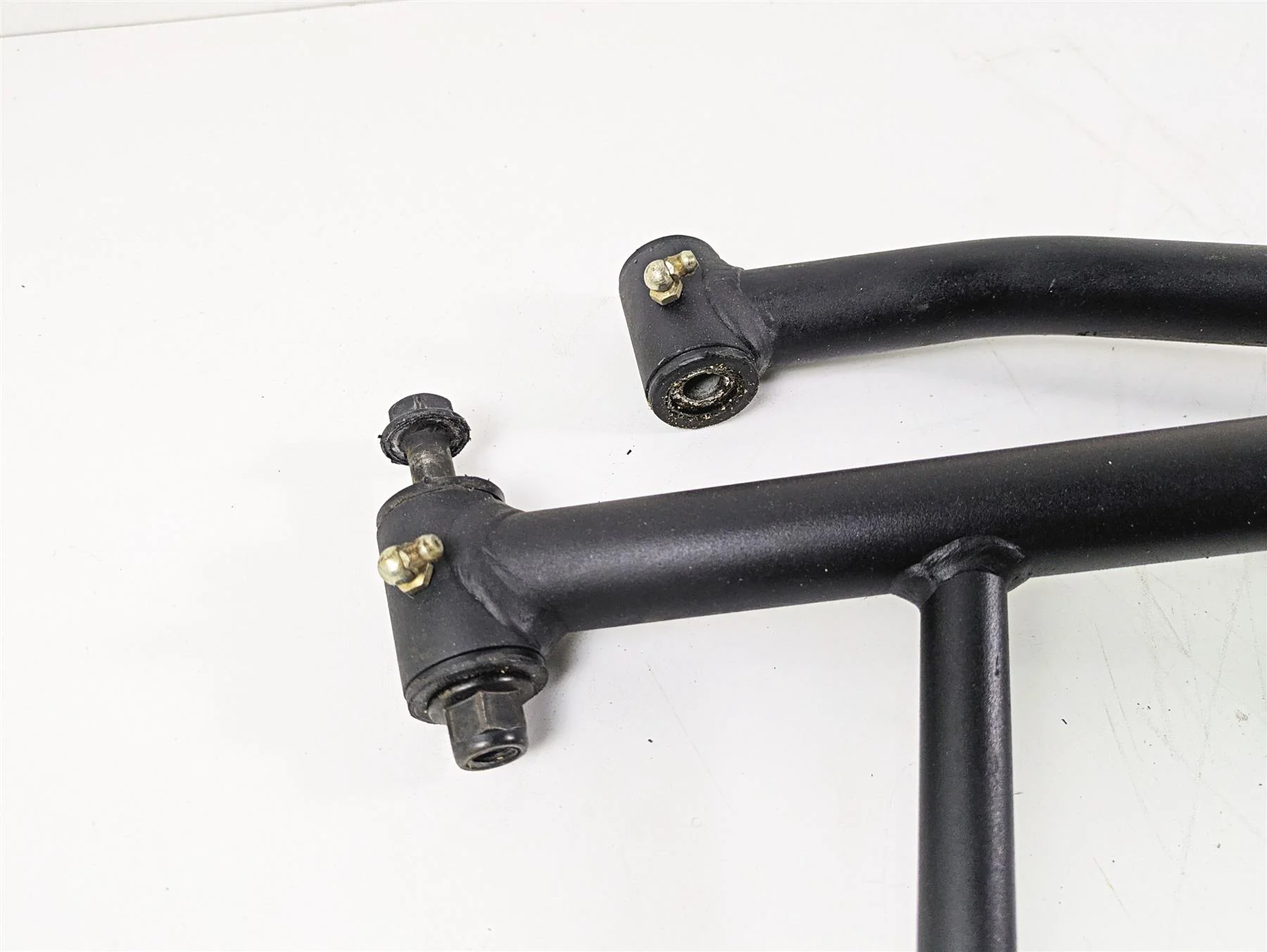 2020 Can Am Maverick X3 Turbo R STD Front Right Control Arm Knee 64" 703501050 - Image 10