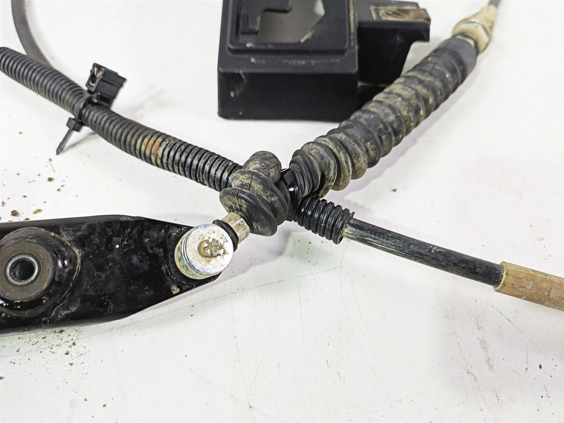 2020 Can Am Maverick X3 Turbo R STD Gear Shifter Handle & Cable Set 707001809 - Image 10