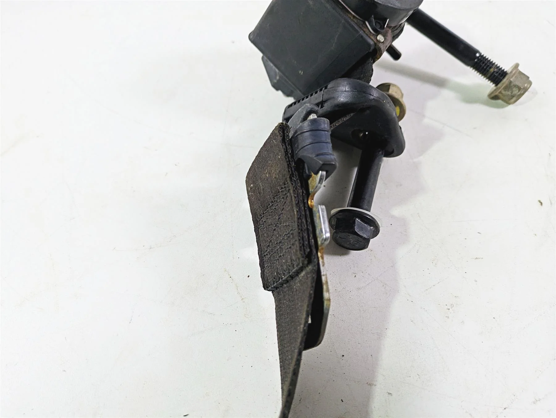 2020 Can Am Maverick X3 Turbo R STD Left Seat Belt Buckle 708002811 - Image 7