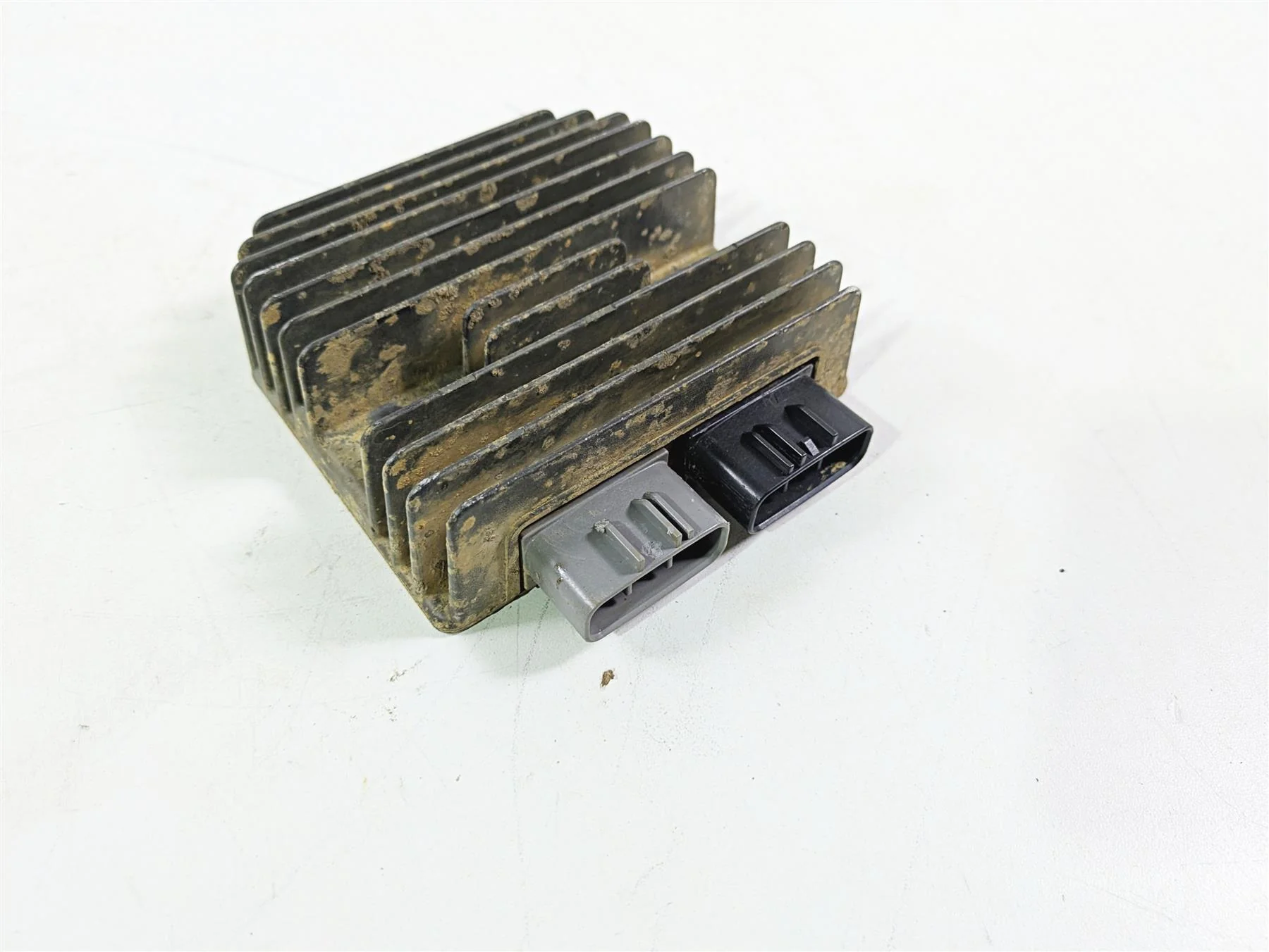 2020 Can Am Maverick X3 Turbo R STD Rectifier Voltage Regulator - Read 710005842 - Image 9