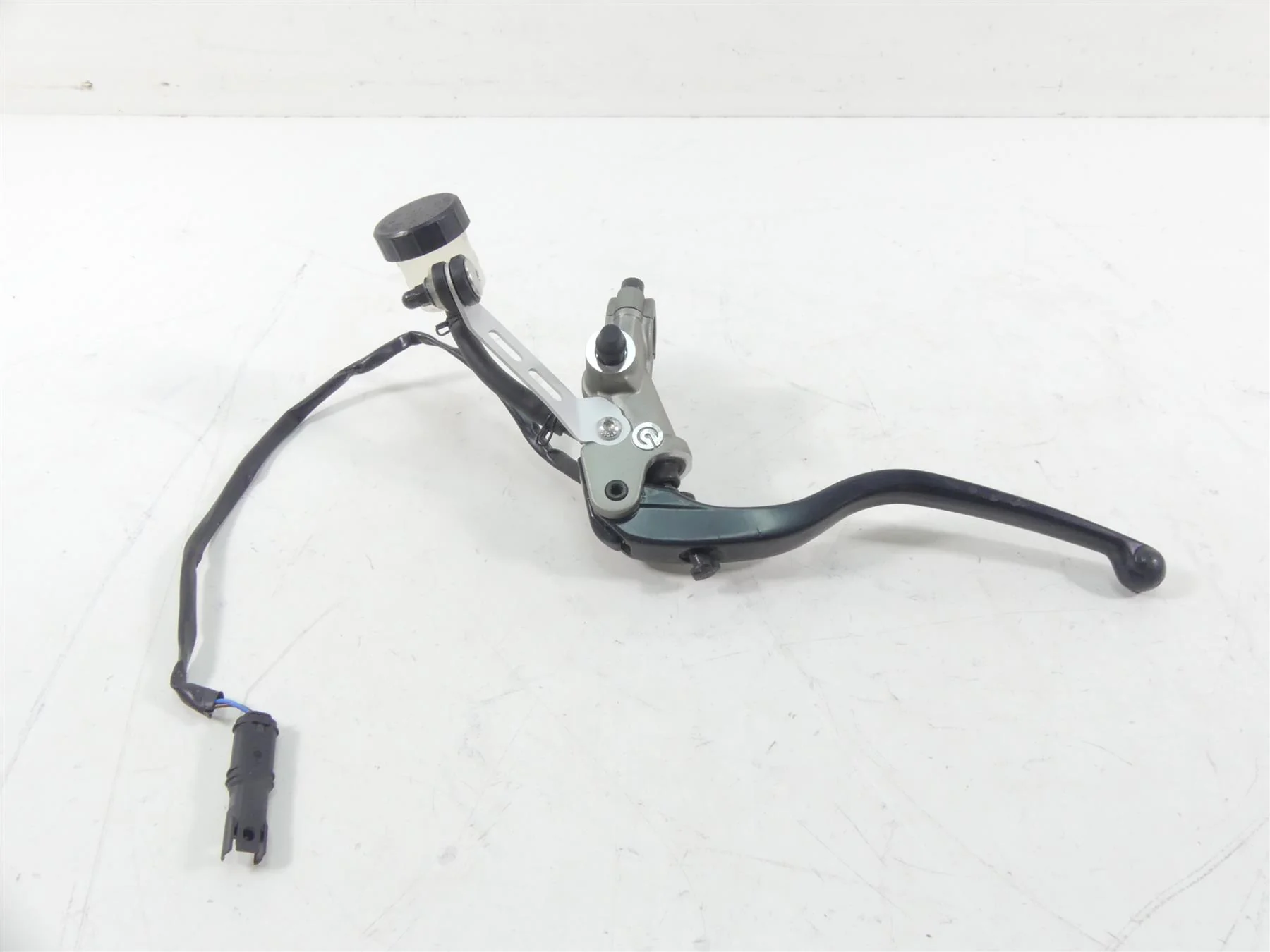 2020 Ducati Panigale V2 Brembo Radial Clutch Master Cylinder & Lever 63040881A