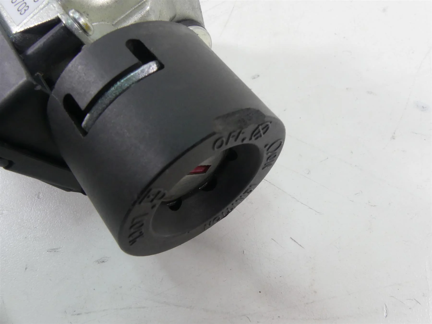 2020 Ducati Panigale V2 Ignition Switch Key Seat Tank Cap Lock -Read 59822312B - Image 7