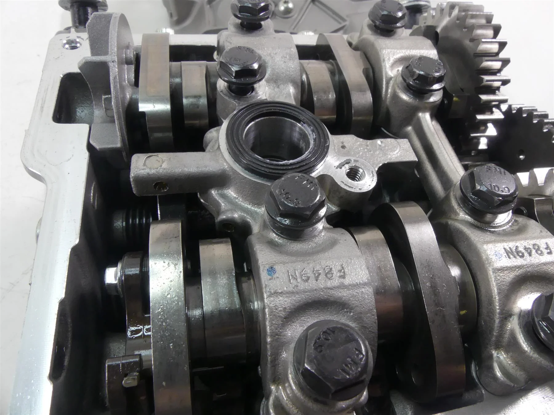 2020 Ducati Panigale V2 Rear Vertical Cylinder Head Cylinderhead 576mi 30123272F - Image 5