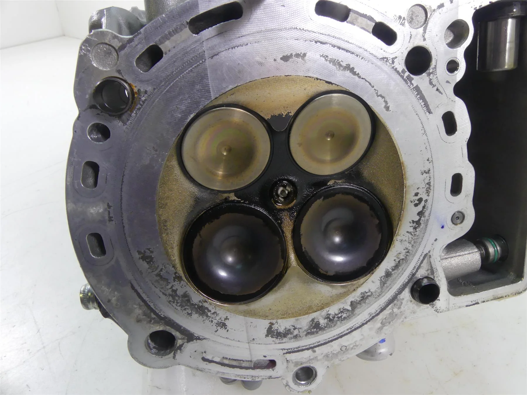 2020 Ducati Panigale V2 Rear Vertical Cylinder Head Cylinderhead 576mi 30123272F - Image 6