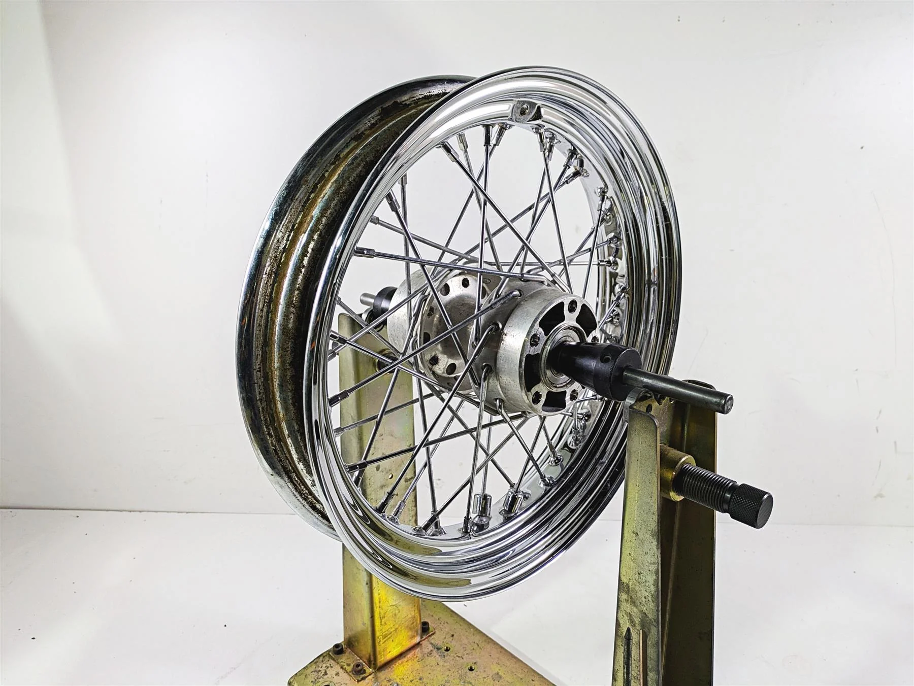2020 Harley Softail FXST Standard 16x3 Rear Wheel Rim Spoke 40700-08A